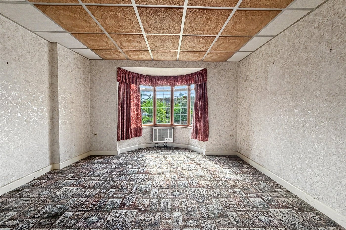 2 bedroom bungalow for sale in Twydall | Robinson Michael & Jackson