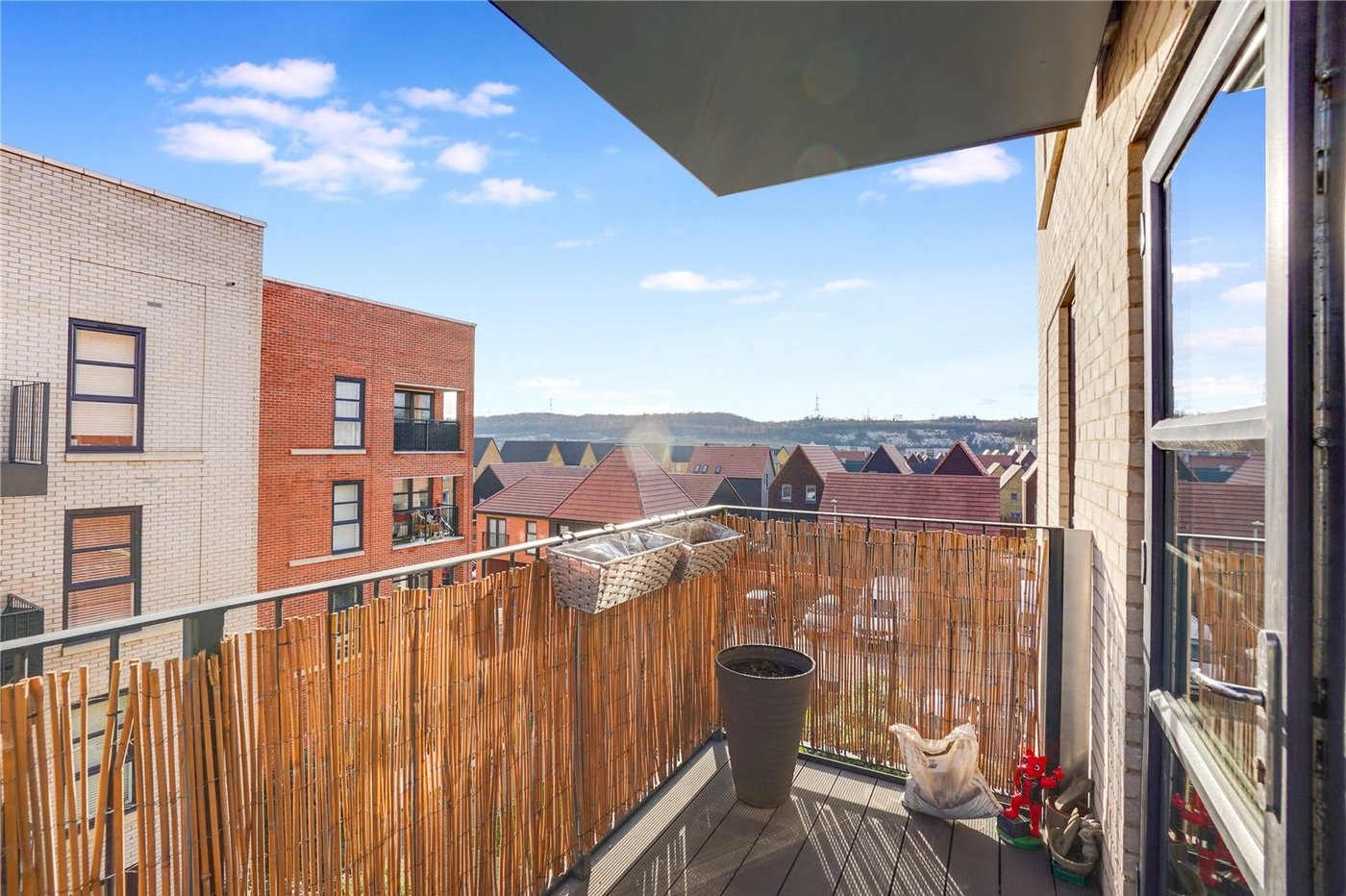 2 bedroom property for sale in Western Cross | Robinson Jackson