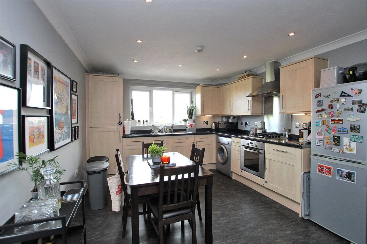 2 bedroom property for sale in New Eltham | Robinson Jackson