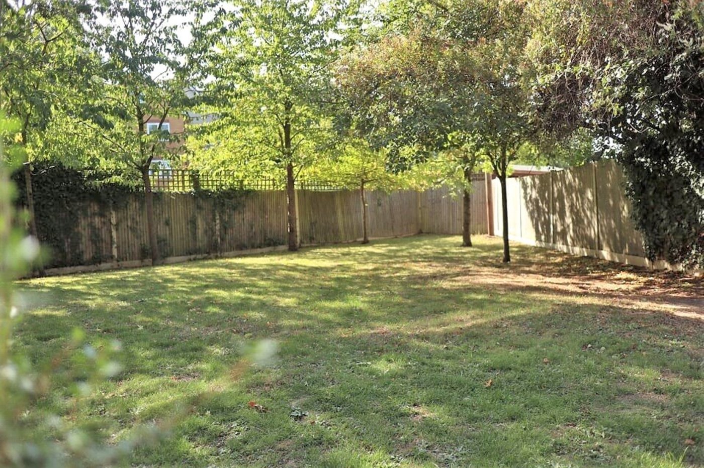 2 bedroom property for sale in New Eltham | Robinson Jackson