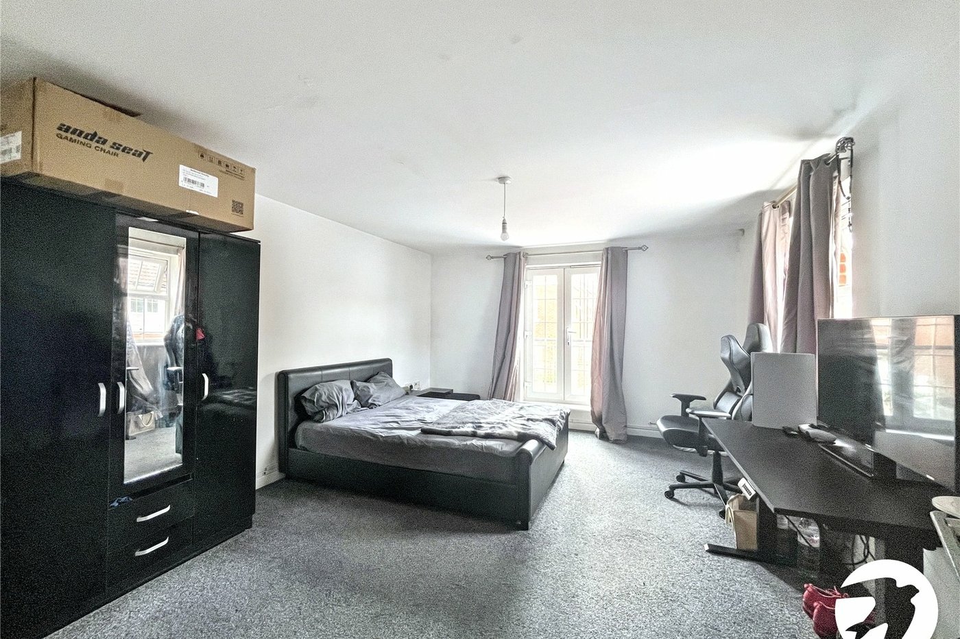 4 bedroom property for sale in Sittingbourne | Robinson Michael & Jackson