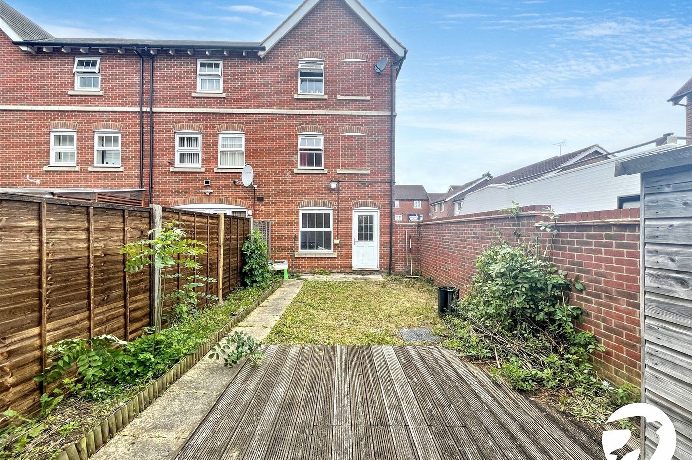 4 bedroom property for sale in Sittingbourne | Robinson Michael & Jackson