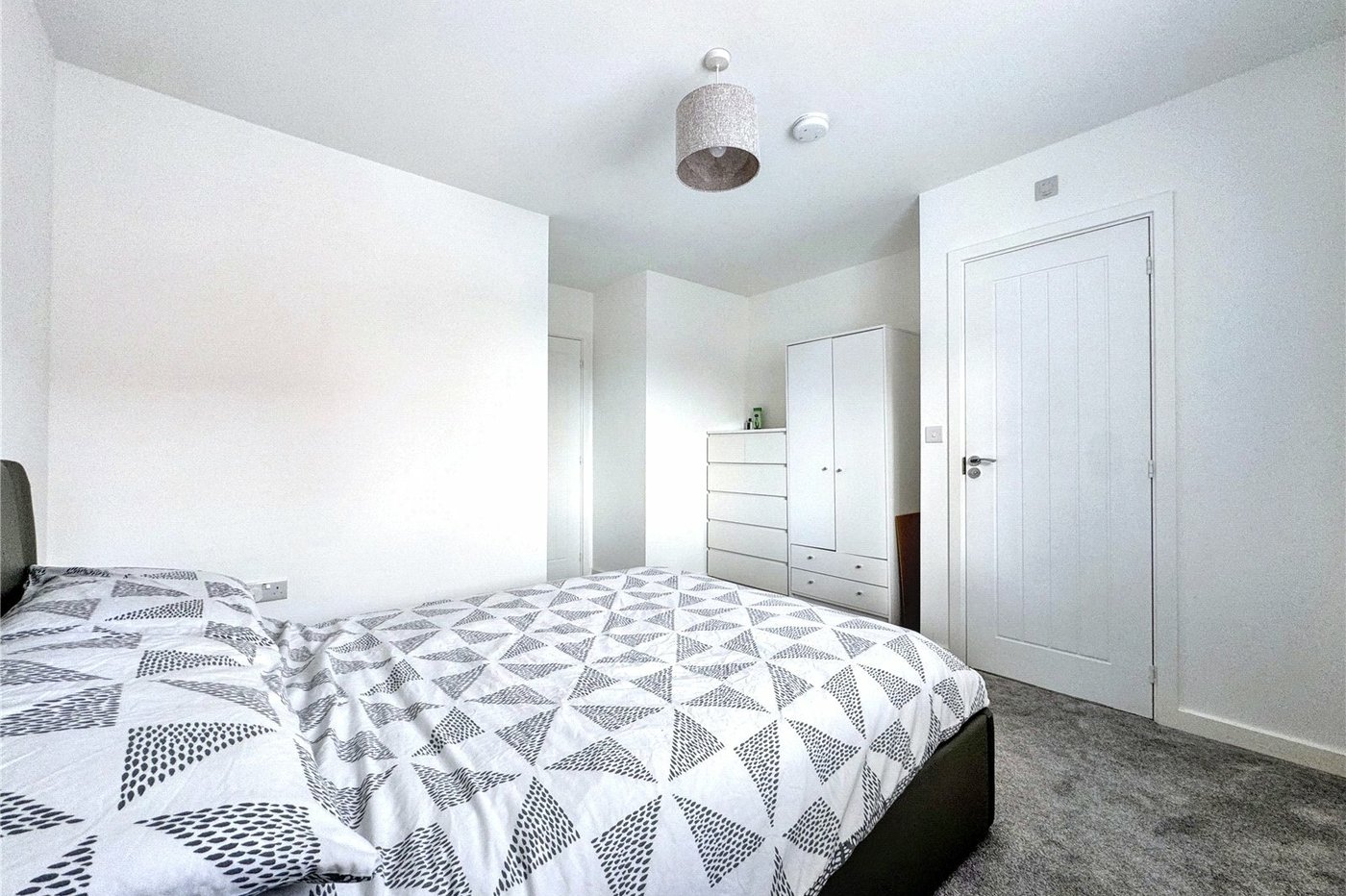 3 bedroom house for sale in Rainham | Robinson Michael & Jackson