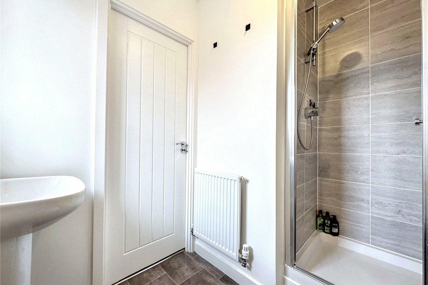 3 bedroom house for sale in Rainham | Robinson Michael & Jackson