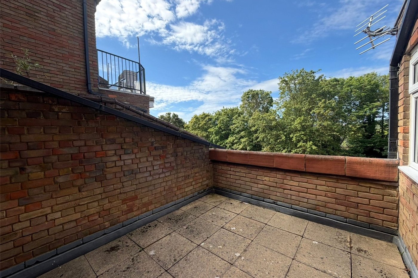 1 bedroom property for sale in Northfleet | Robinson Michael & Jackson