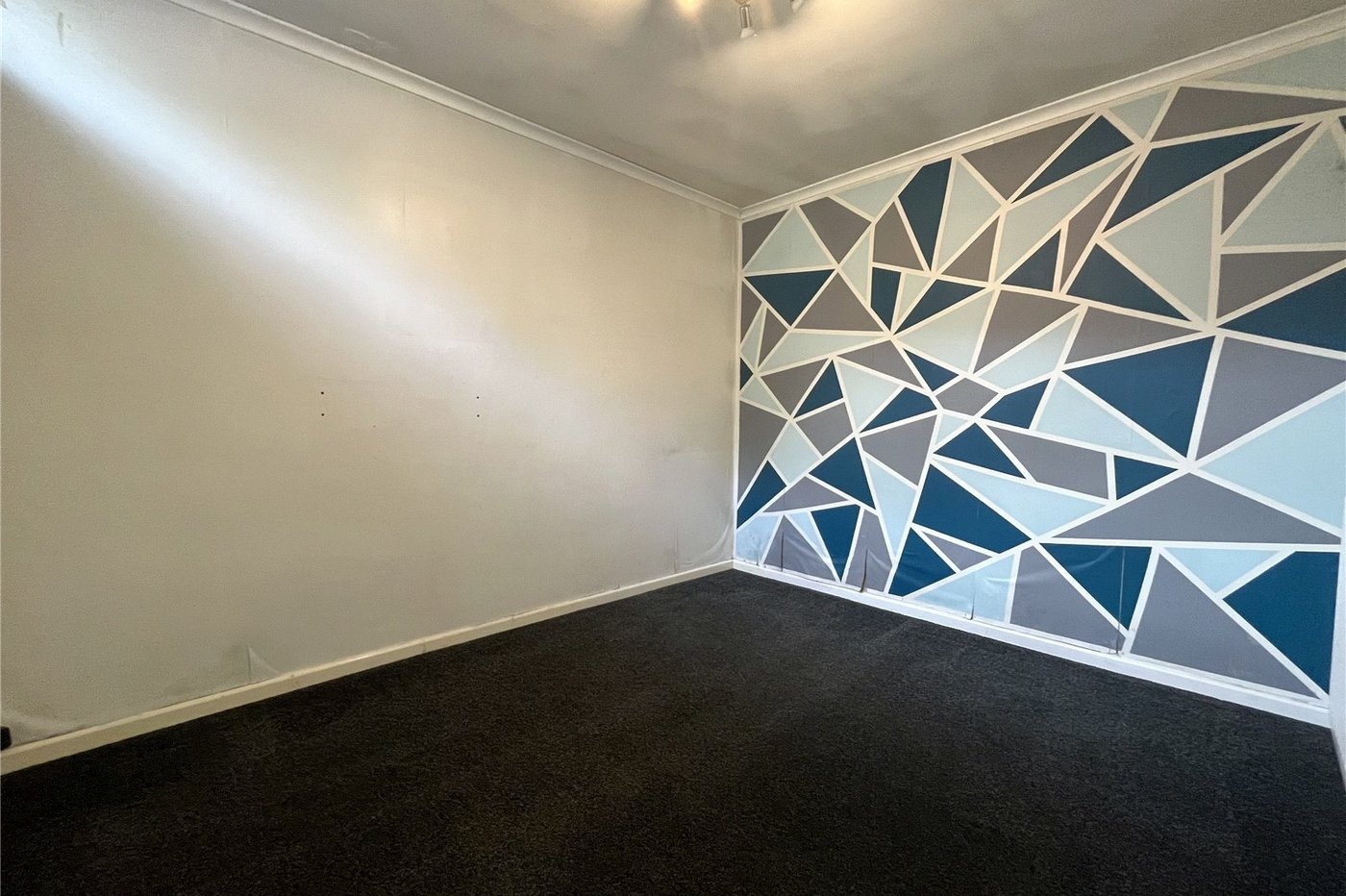 3 bedroom house for sale in Wayfield | Robinson Michael & Jackson