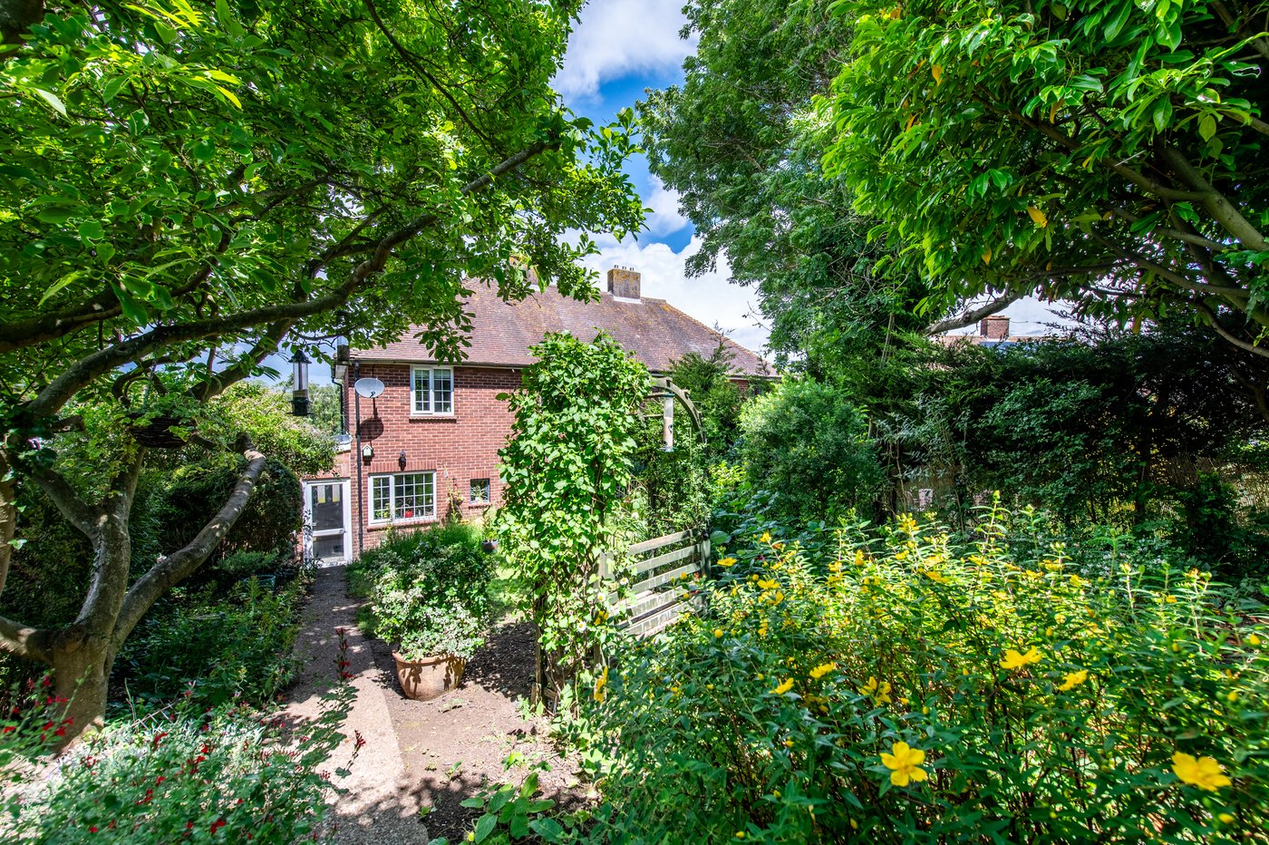 3 bedroom house for sale in Wayfield | Robinson Michael & Jackson