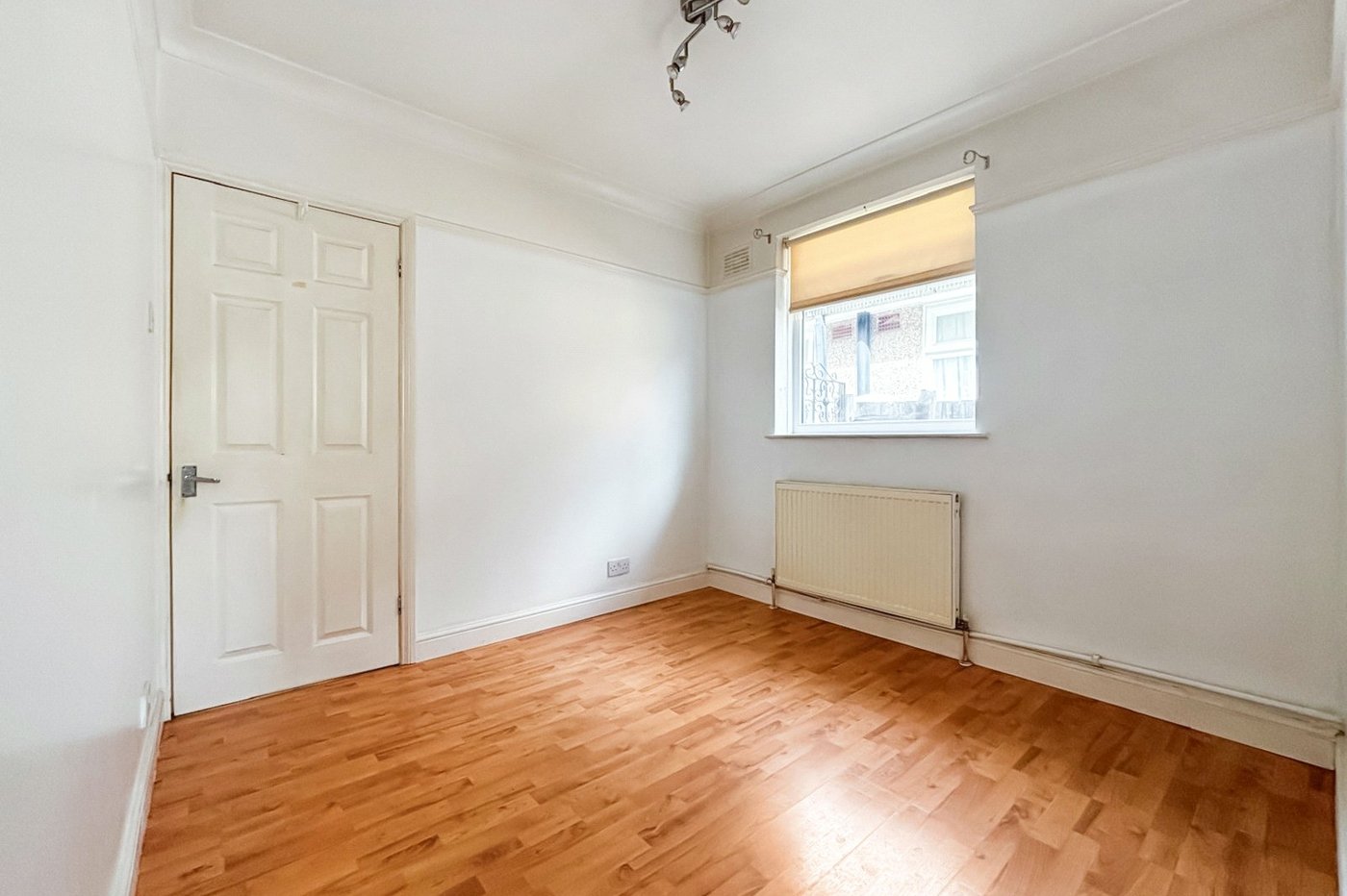 3 bedroom bungalow for sale in Bexley | Robinson Jackson