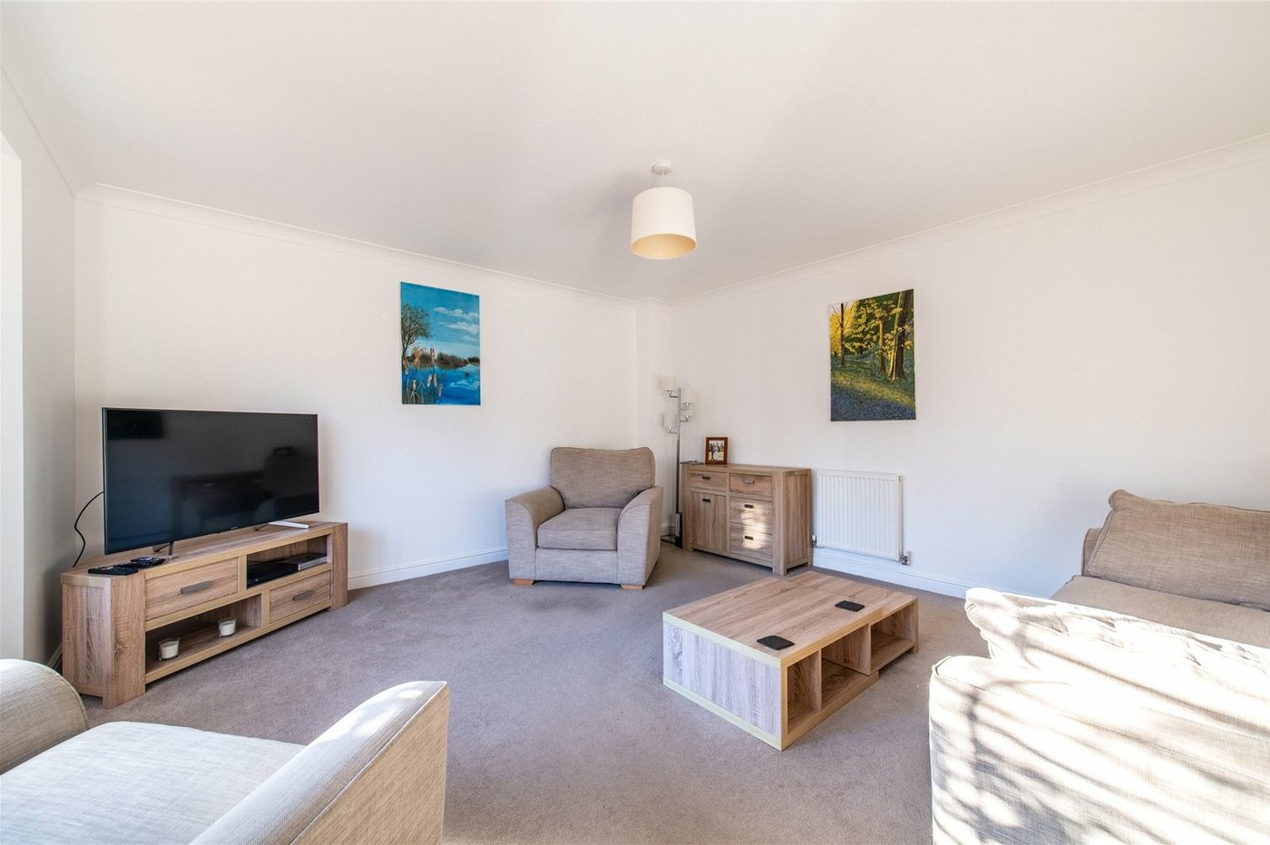 4 bedroom house for sale in Newington | Robinson Michael & Jackson