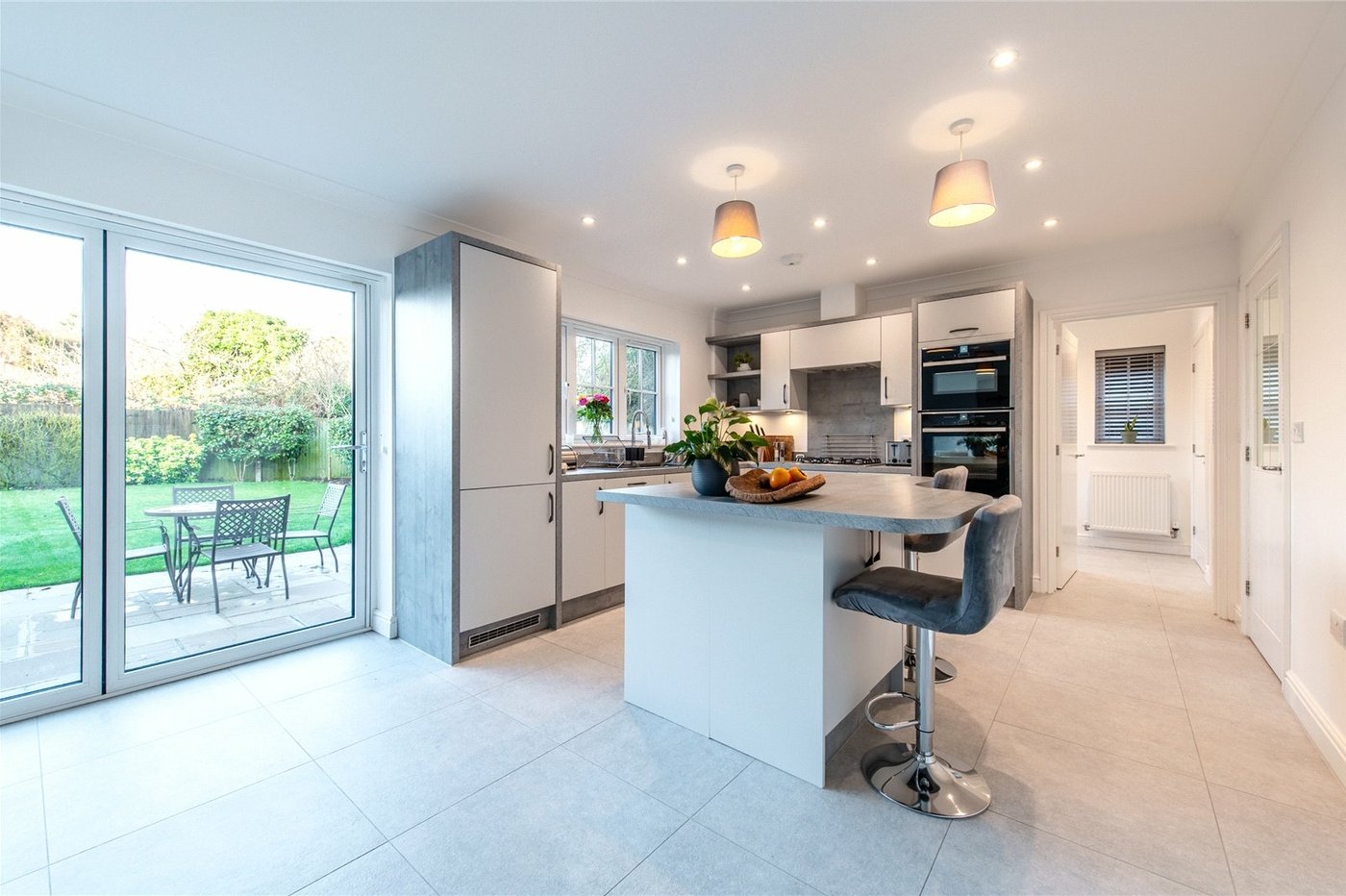 4 bedroom house for sale in Newington | Robinson Michael & Jackson