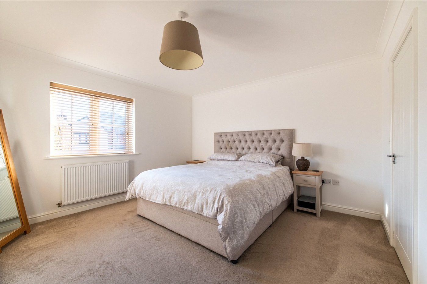 4 bedroom house for sale in Newington | Robinson Michael & Jackson