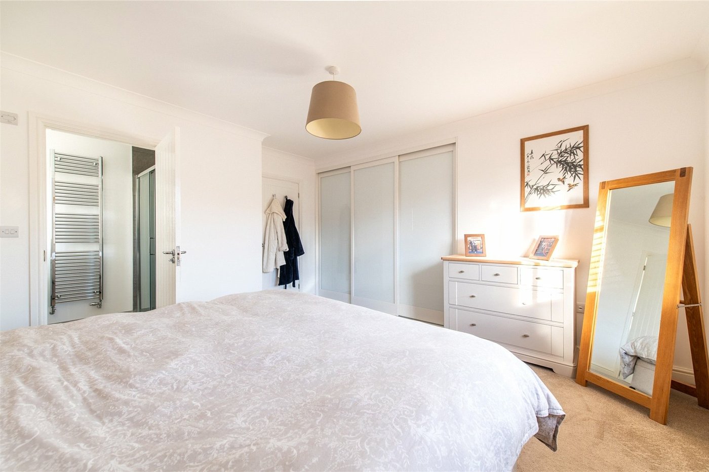 4 bedroom house for sale in Newington | Robinson Michael & Jackson