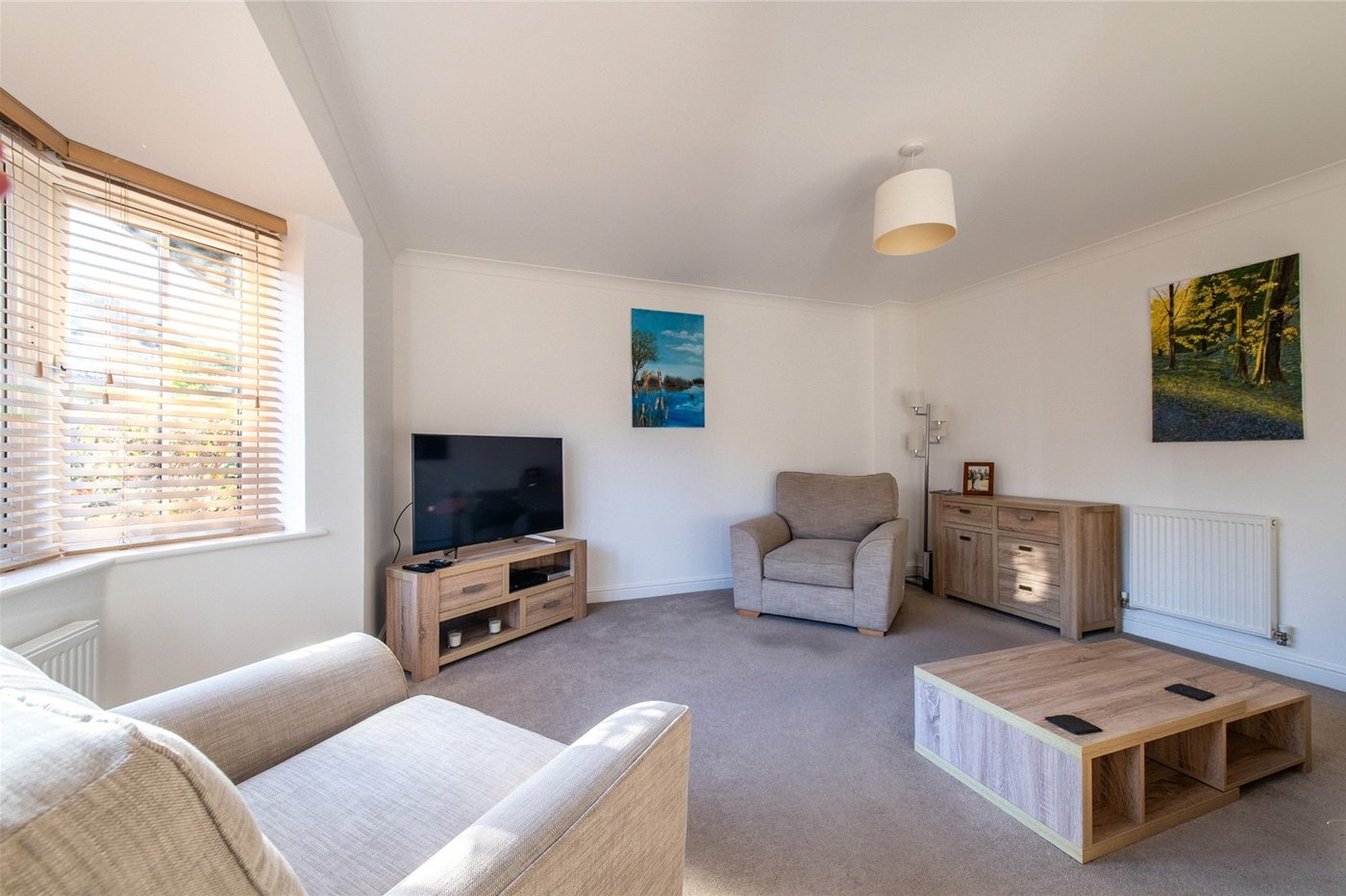 4 bedroom house for sale in Newington | Robinson Michael & Jackson