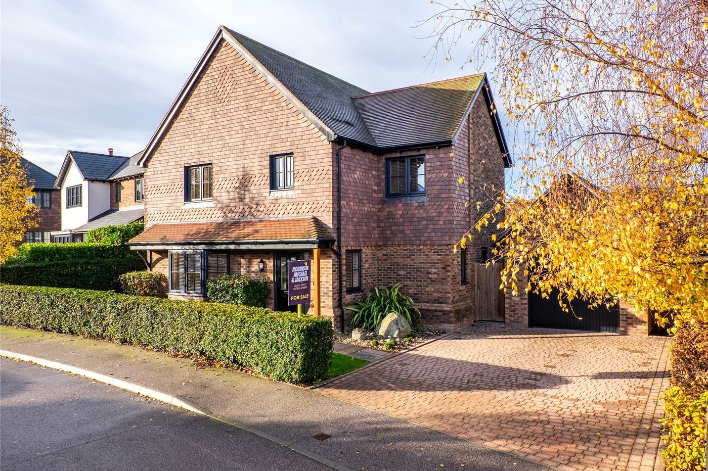 4 bedroom house for sale in Newington | Robinson Michael & Jackson