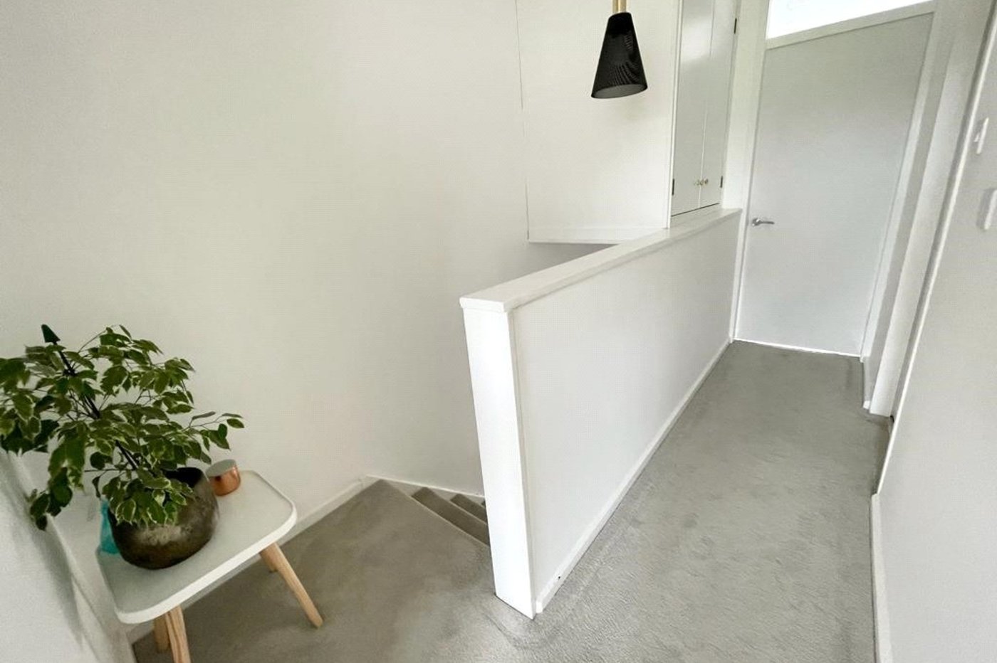 2 bedroom property for sale in Green Street Green | Robinson Jackson