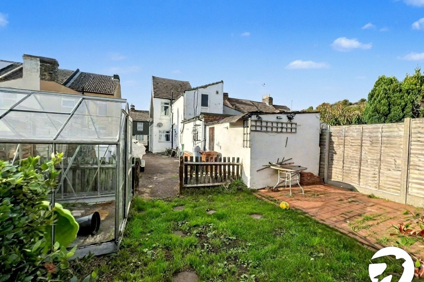 2 bedroom property for sale in Chatham | Robinson Michael & Jackson