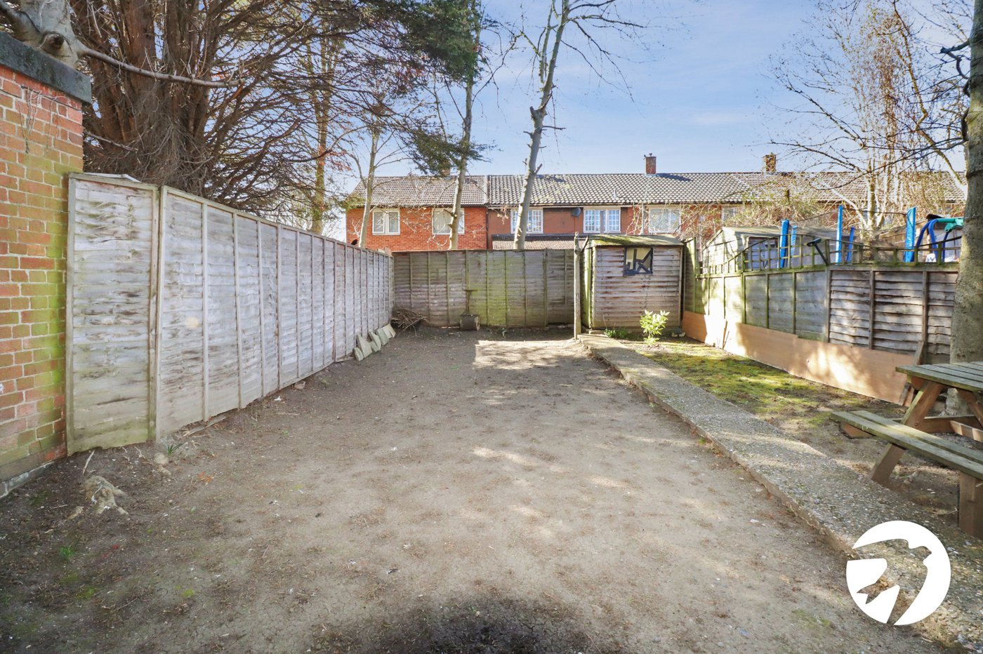 3 bedroom house for sale in London | Robinson Jackson