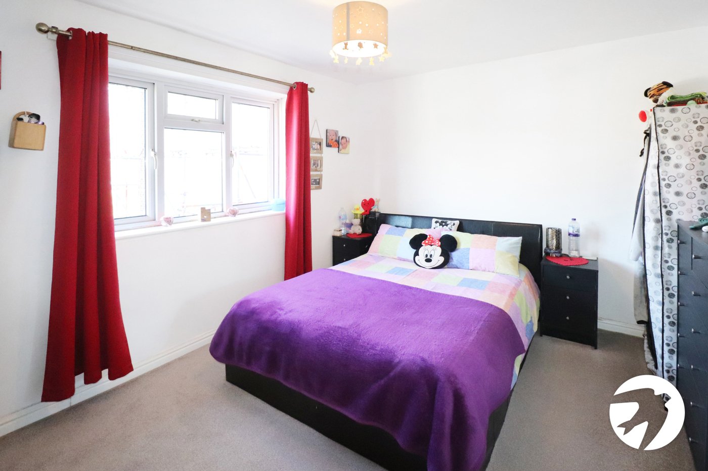 3 bedroom house for sale in London | Robinson Jackson