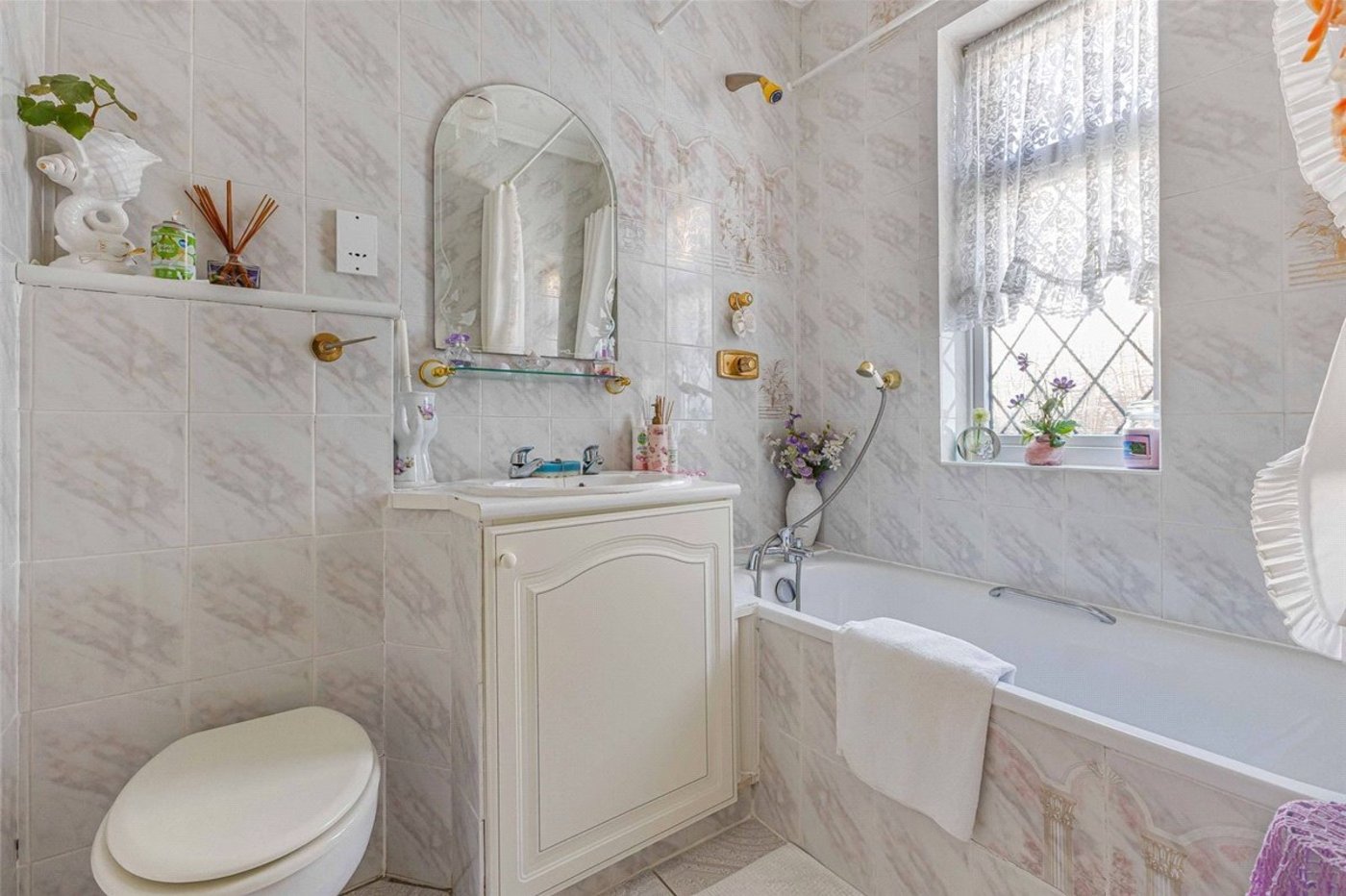 3 bedroom bungalow for sale in Orpington | Robinson Jackson