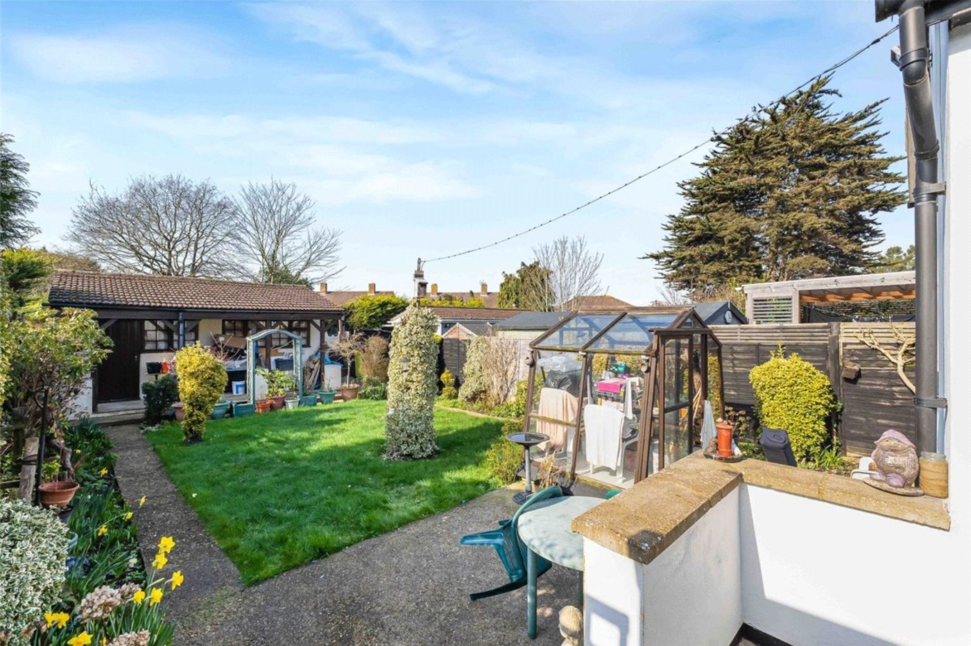 3 bedroom bungalow for sale in Orpington | Robinson Jackson