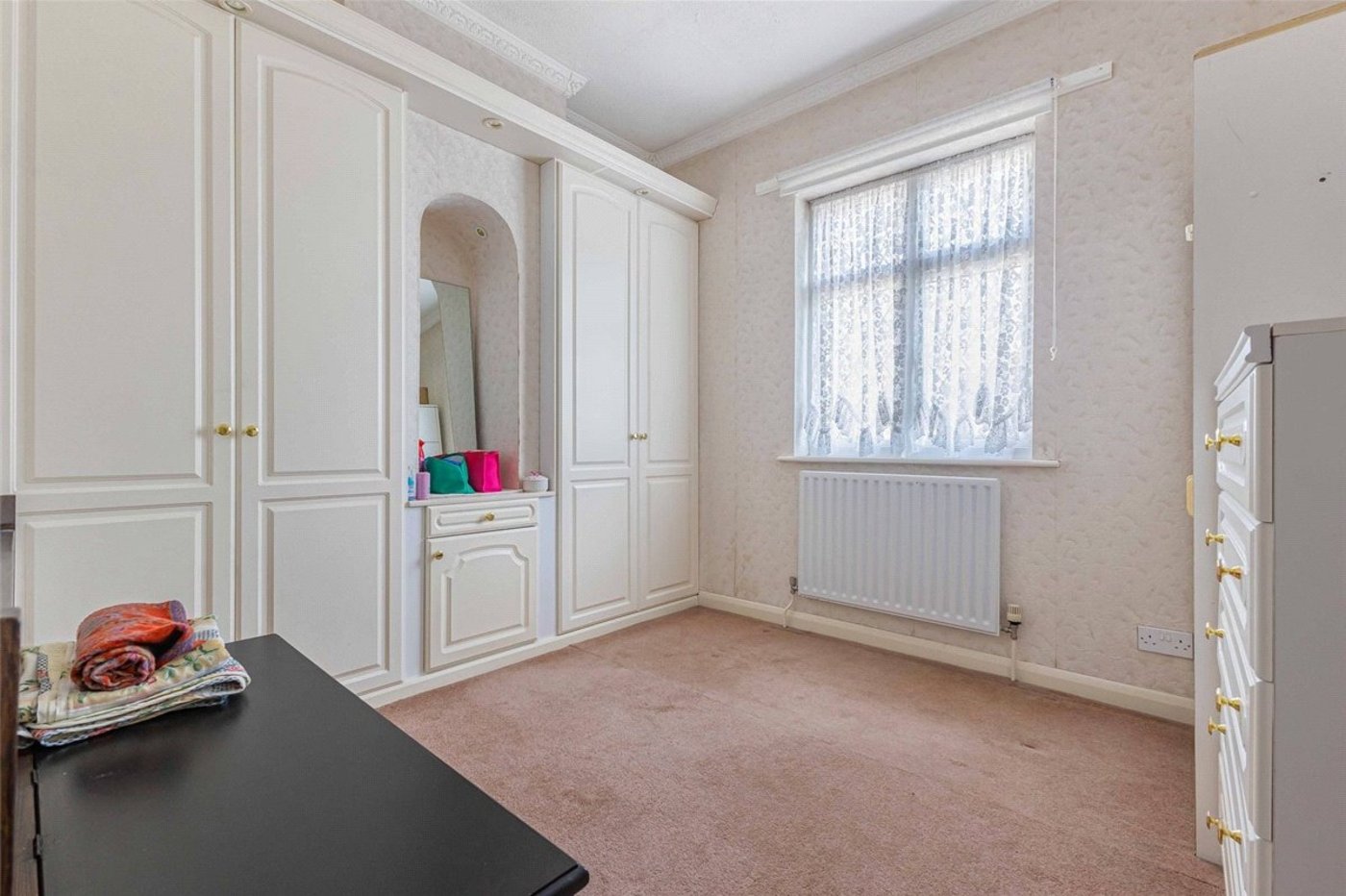 3 bedroom bungalow for sale in Orpington | Robinson Jackson