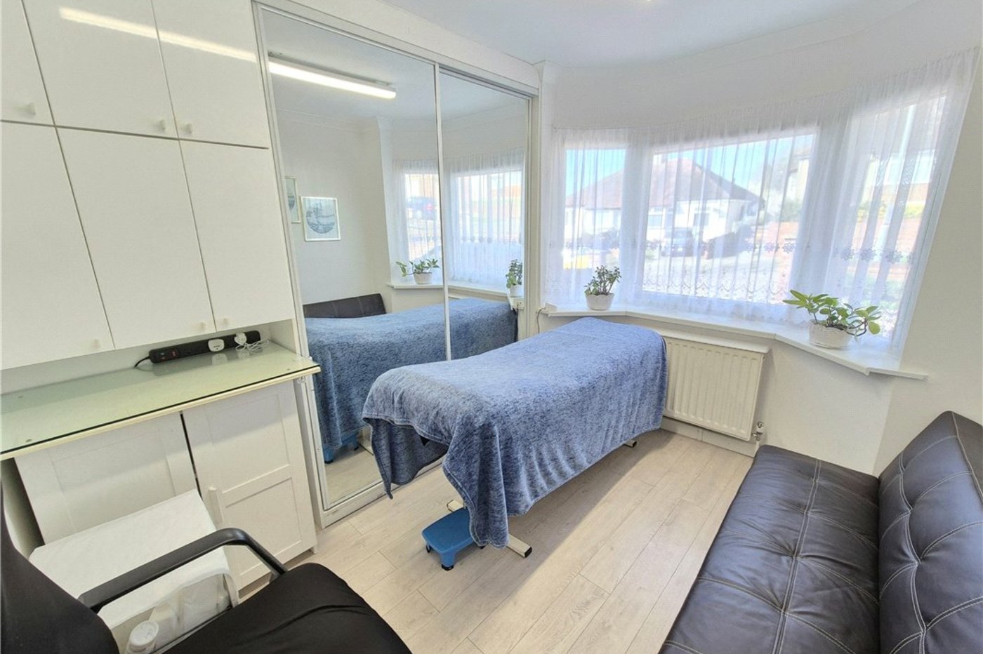 2 bedroom bungalow for sale in St Pauls Cray | Robinson Jackson