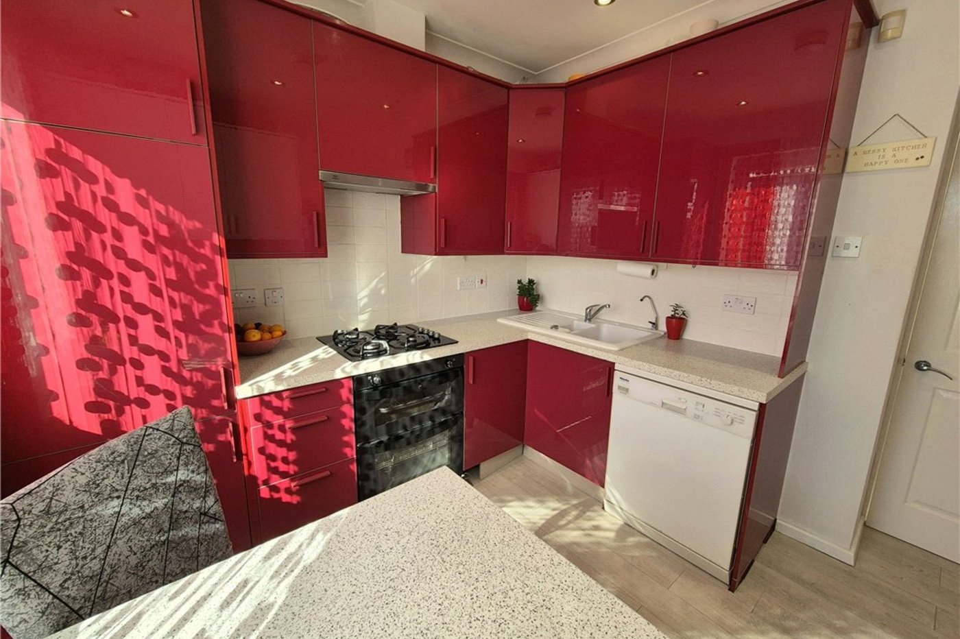 2 bedroom bungalow for sale in St Pauls Cray | Robinson Jackson