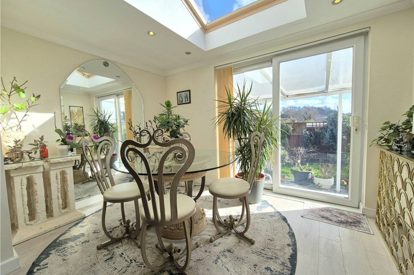 2 bedroom bungalow for sale in St Pauls Cray | Robinson Jackson