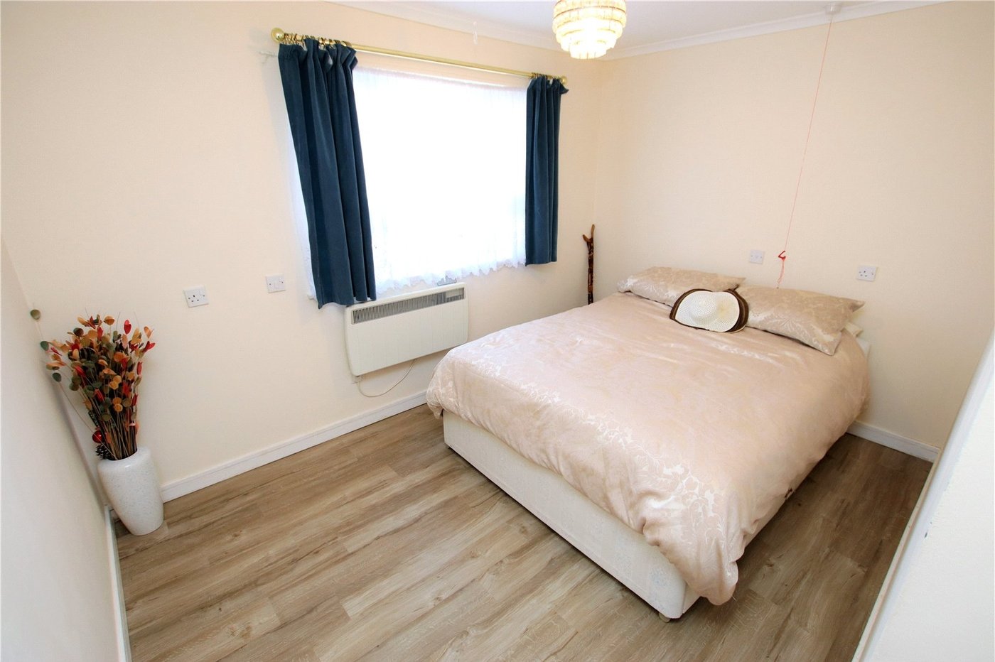 2 bedroom property for sale in Main Road | Robinson Jackson