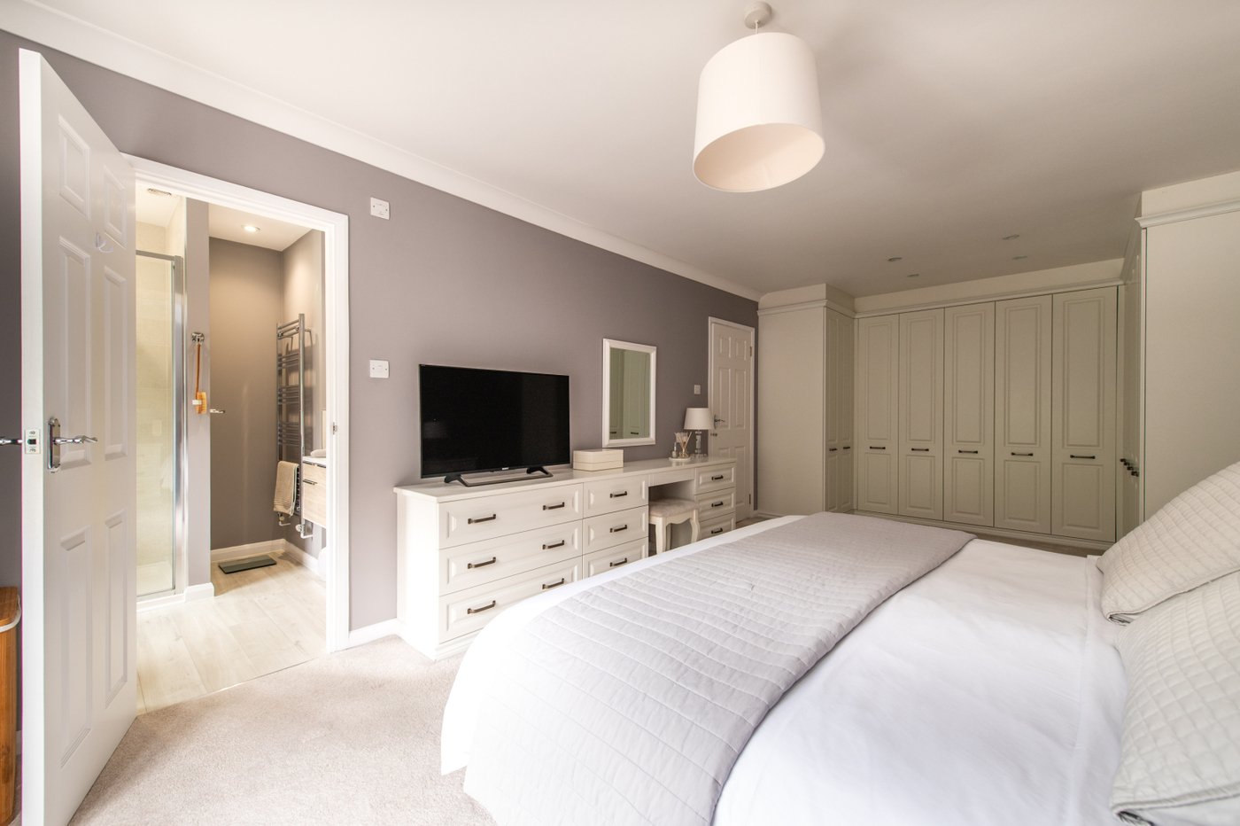 4 bedroom house for sale in Rainham | Robinson Michael & Jackson