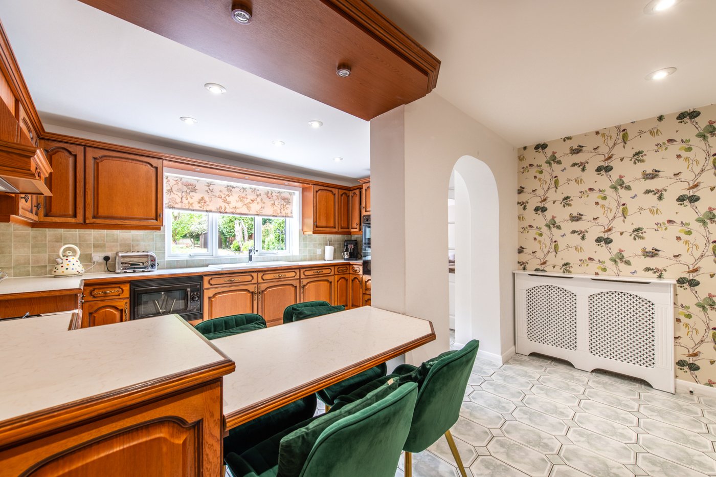 4 bedroom house for sale in Rainham | Robinson Michael & Jackson