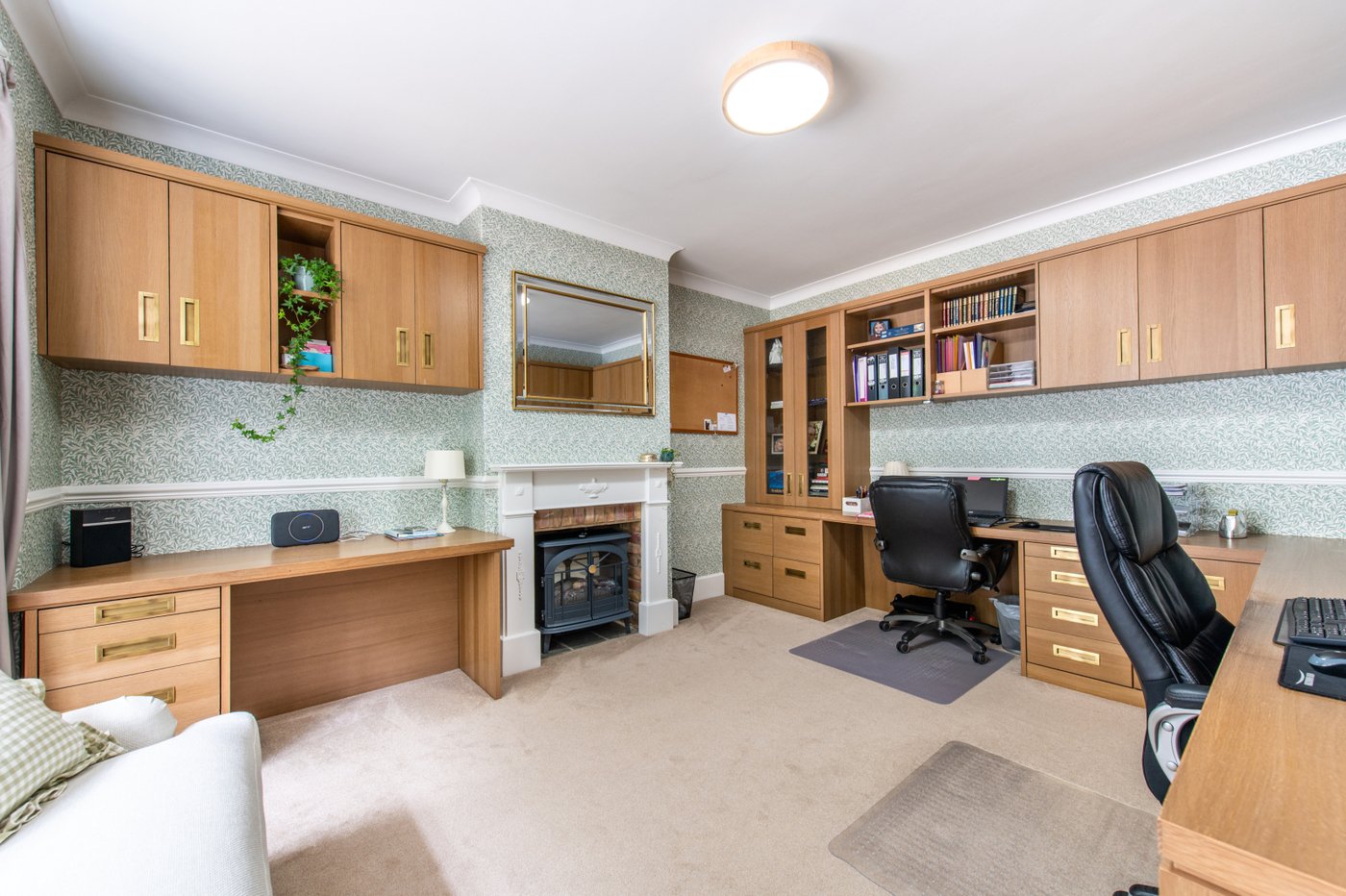 4 bedroom house for sale in Rainham | Robinson Michael & Jackson