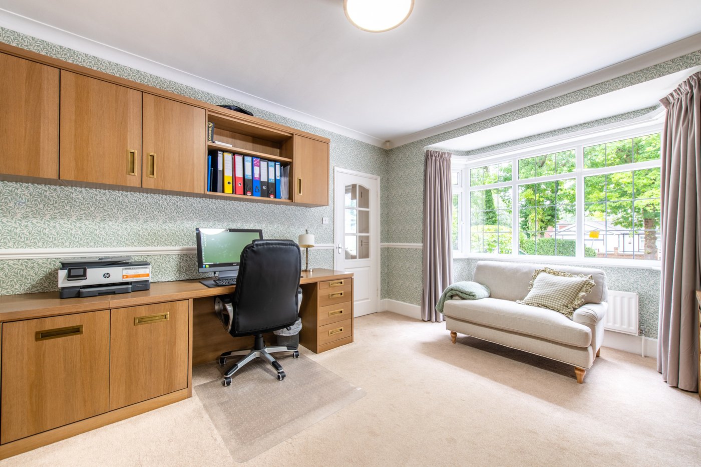 4 bedroom house for sale in Rainham | Robinson Michael & Jackson