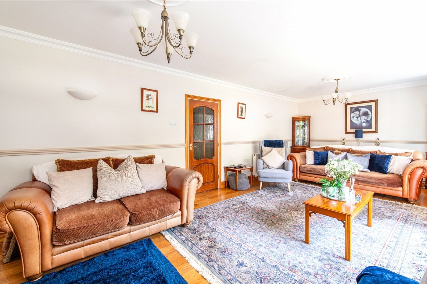 5 bedroom property for sale in Wigmore | Robinson Michael & Jackson