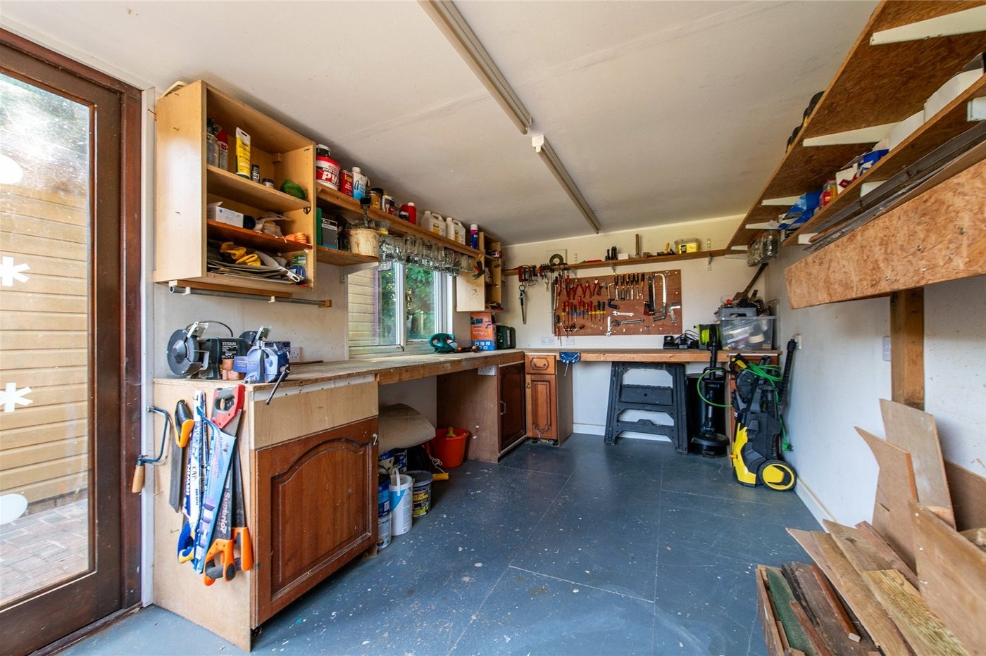 5 bedroom property for sale in Wigmore | Robinson Michael & Jackson