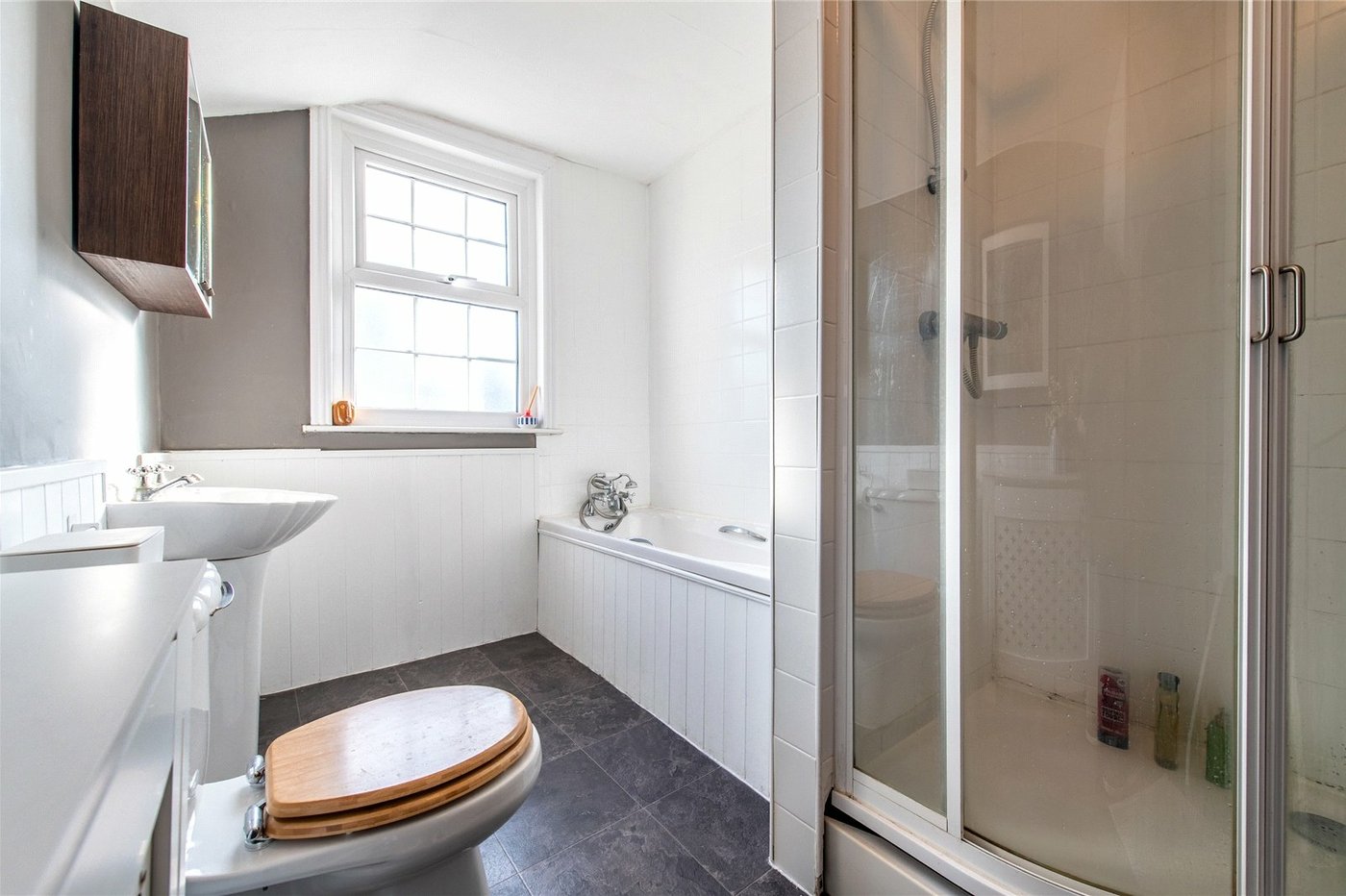 4 bedroom house for sale in Gravesend | Robinson Michael & Jackson