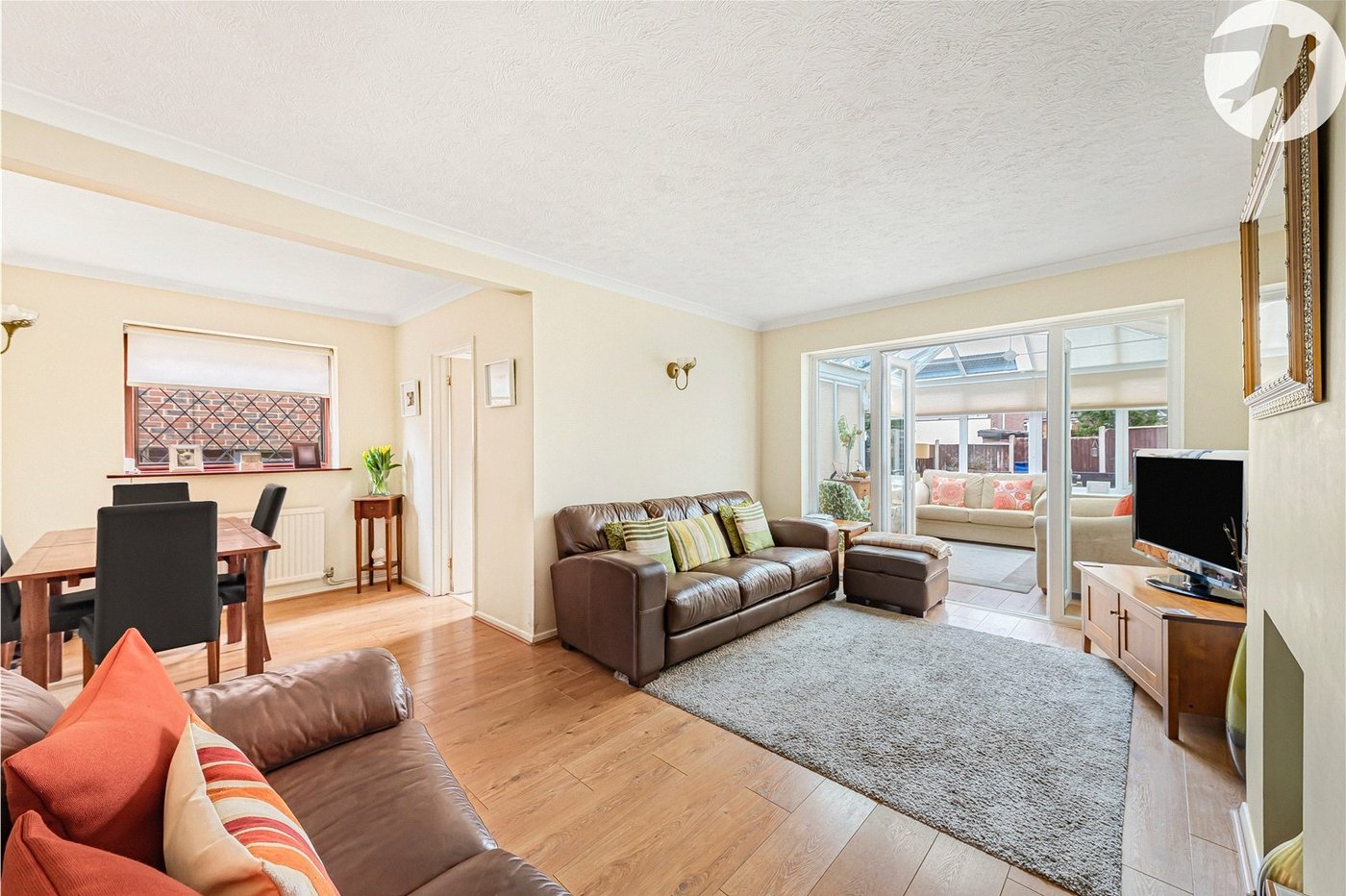 3 bedroom house for sale in Hextable | Robinson Jackson