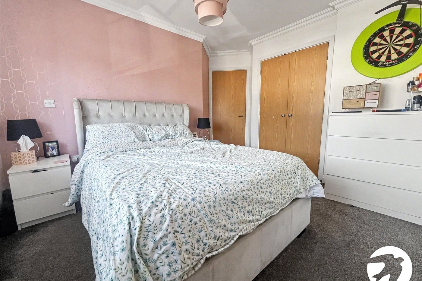 2 bedroom house for sale in Wainscott | Robinson Michael & Jackson