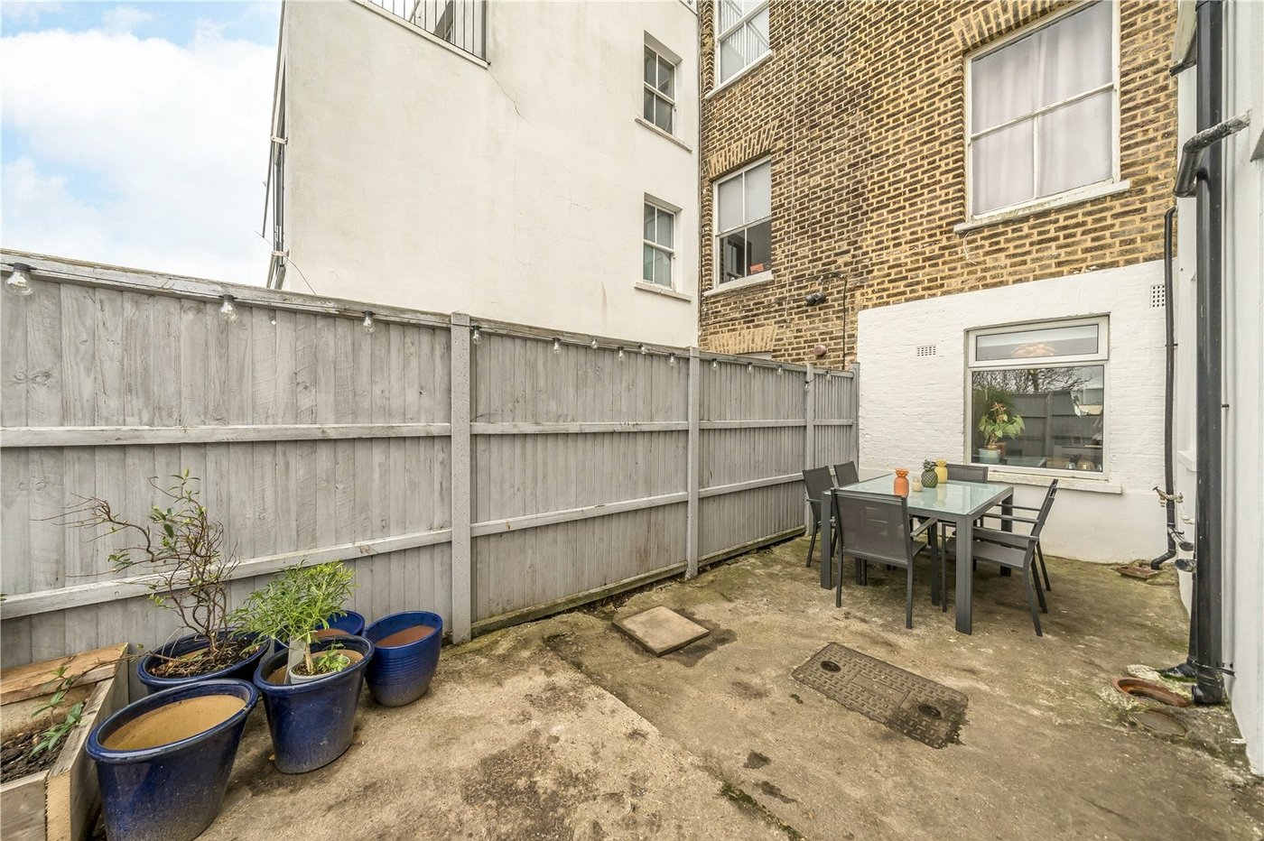1 bedroom property for sale in Shooters Hill | Robinson Jackson