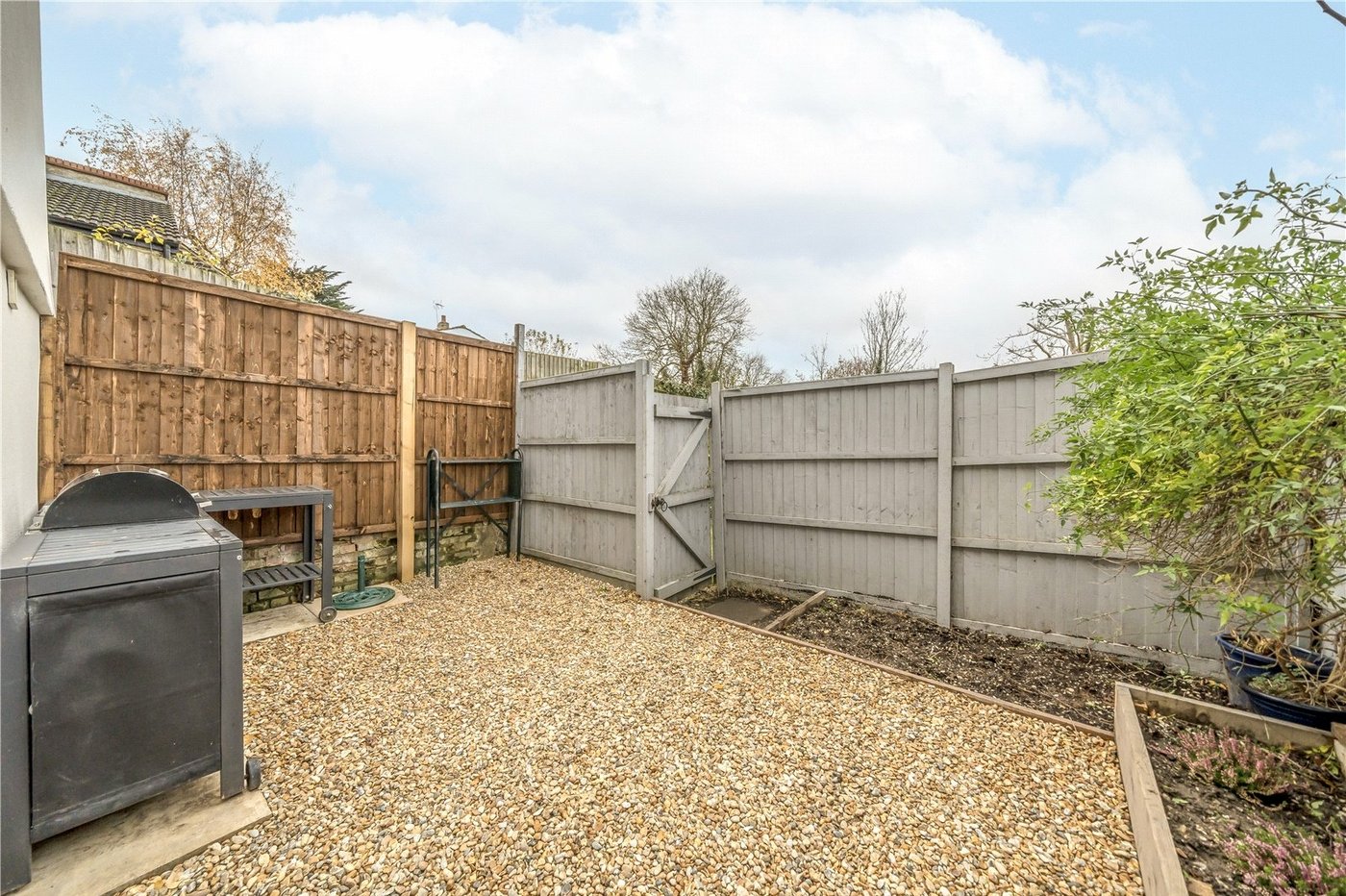 1 bedroom property for sale in Shooters Hill | Robinson Jackson