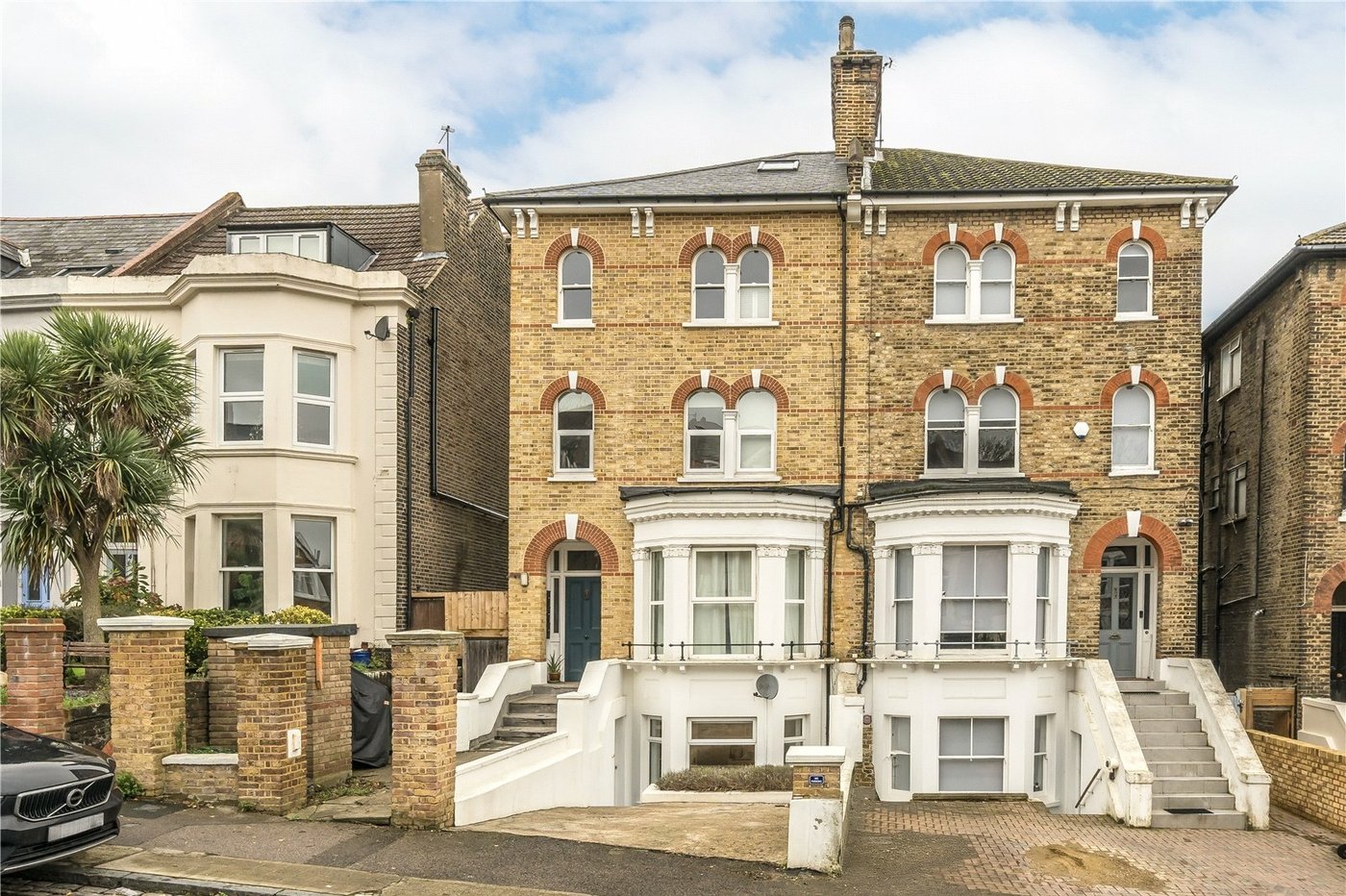 1 bedroom property for sale in Shooters Hill | Robinson Jackson