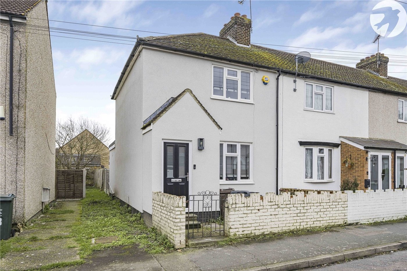 3 bedroom house for sale in Swanscombe | Robinson Jackson