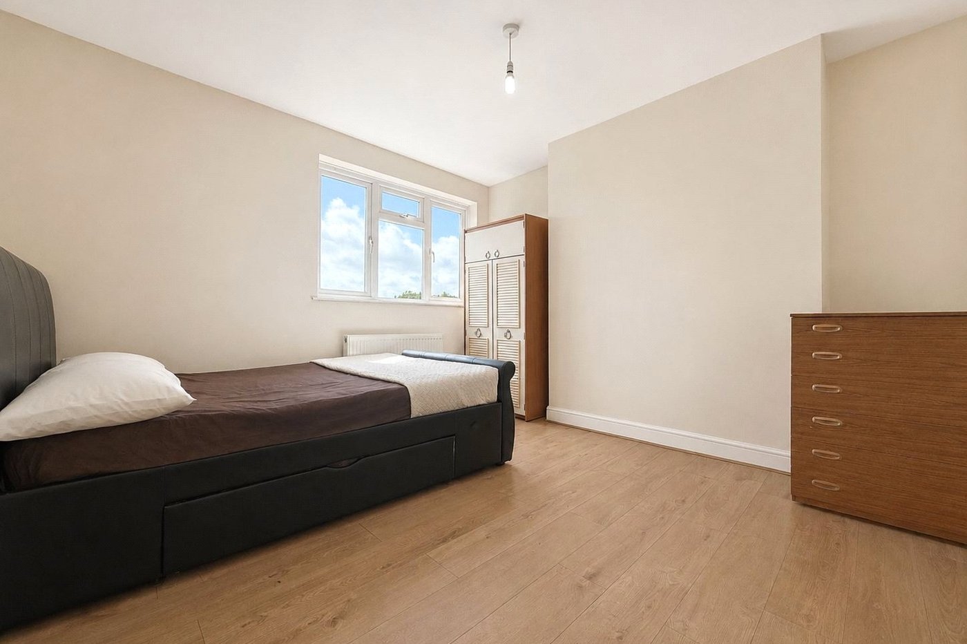 2 bedroom property for sale in Woolwich | Robinson Jackson
