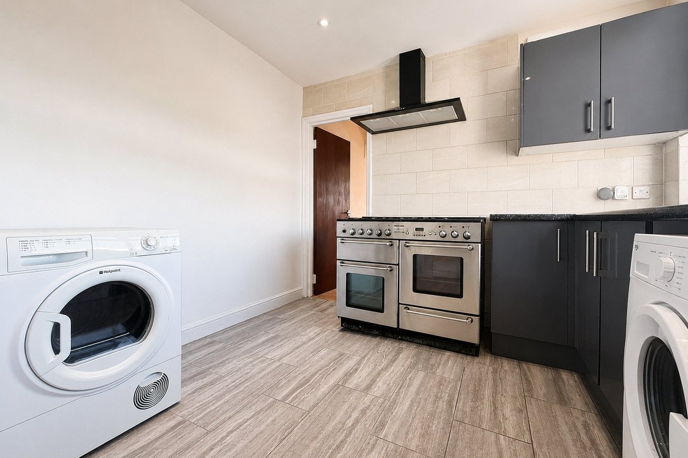 2 bedroom property for sale in Woolwich | Robinson Jackson