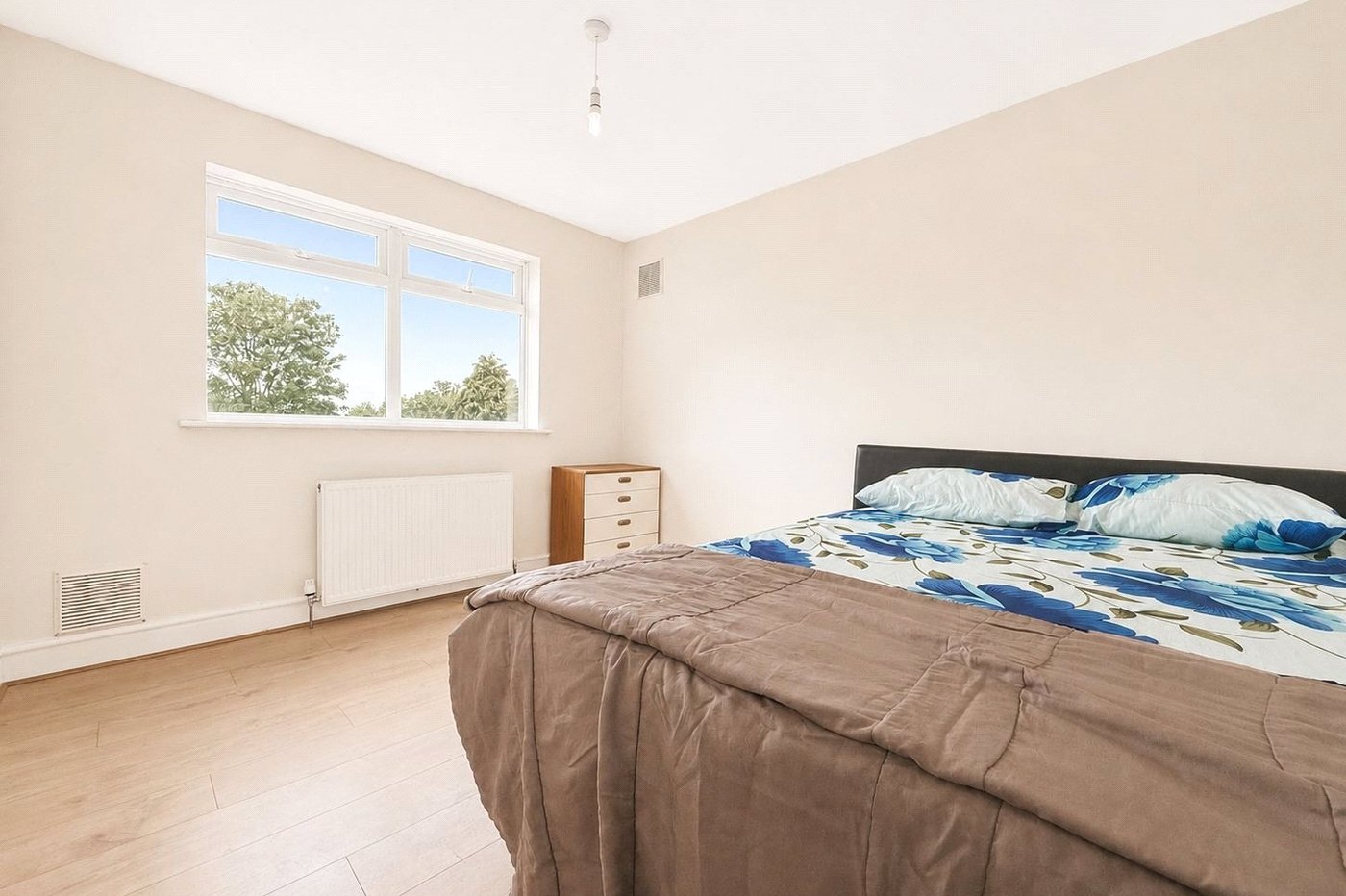 2 bedroom property for sale in Woolwich | Robinson Jackson