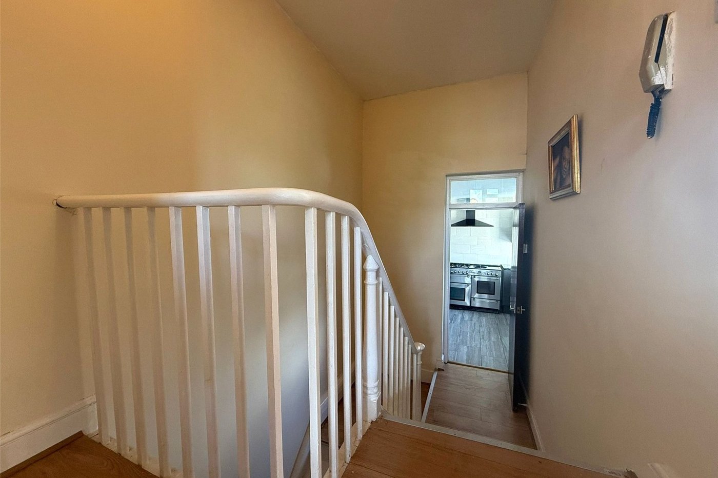 2 bedroom property for sale in Woolwich | Robinson Jackson