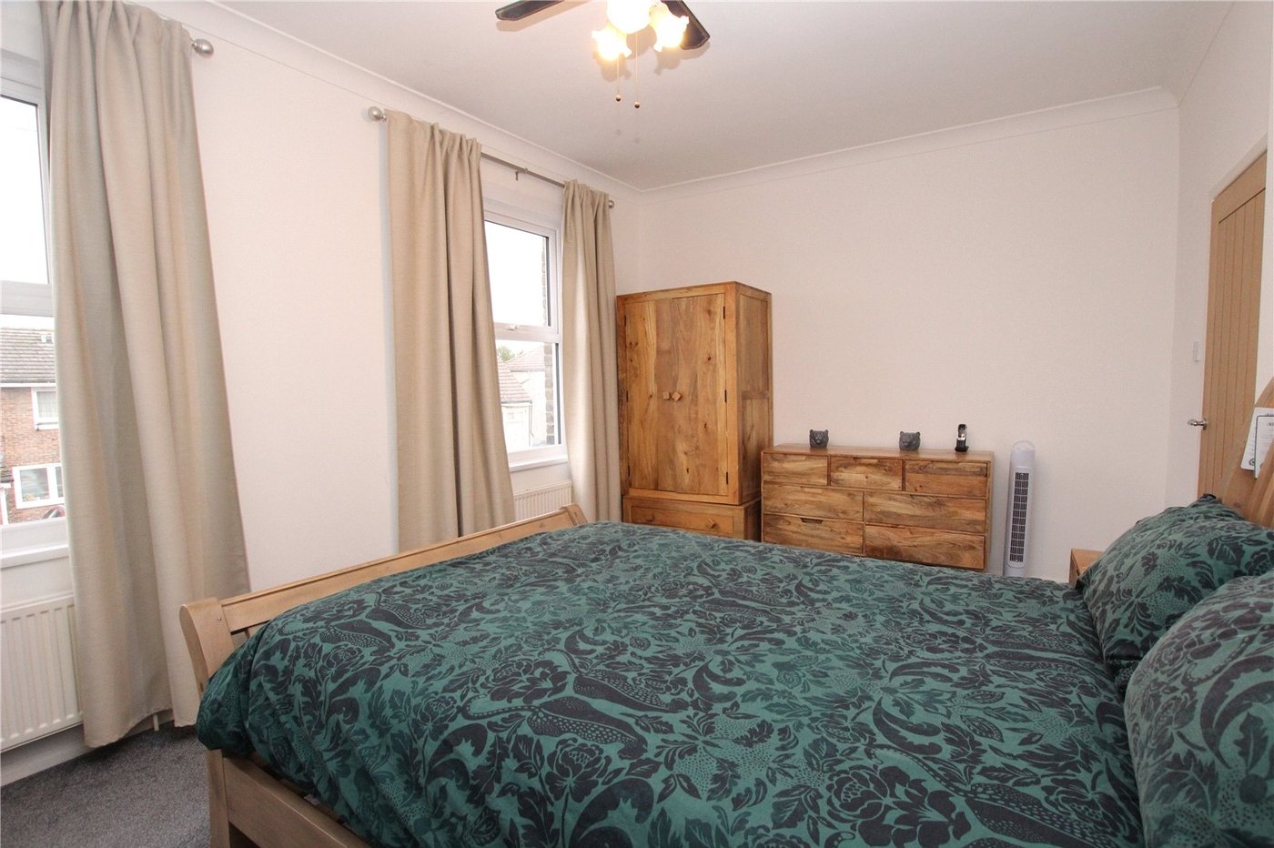 3 bedroom house for sale in Woolwich | Robinson Jackson