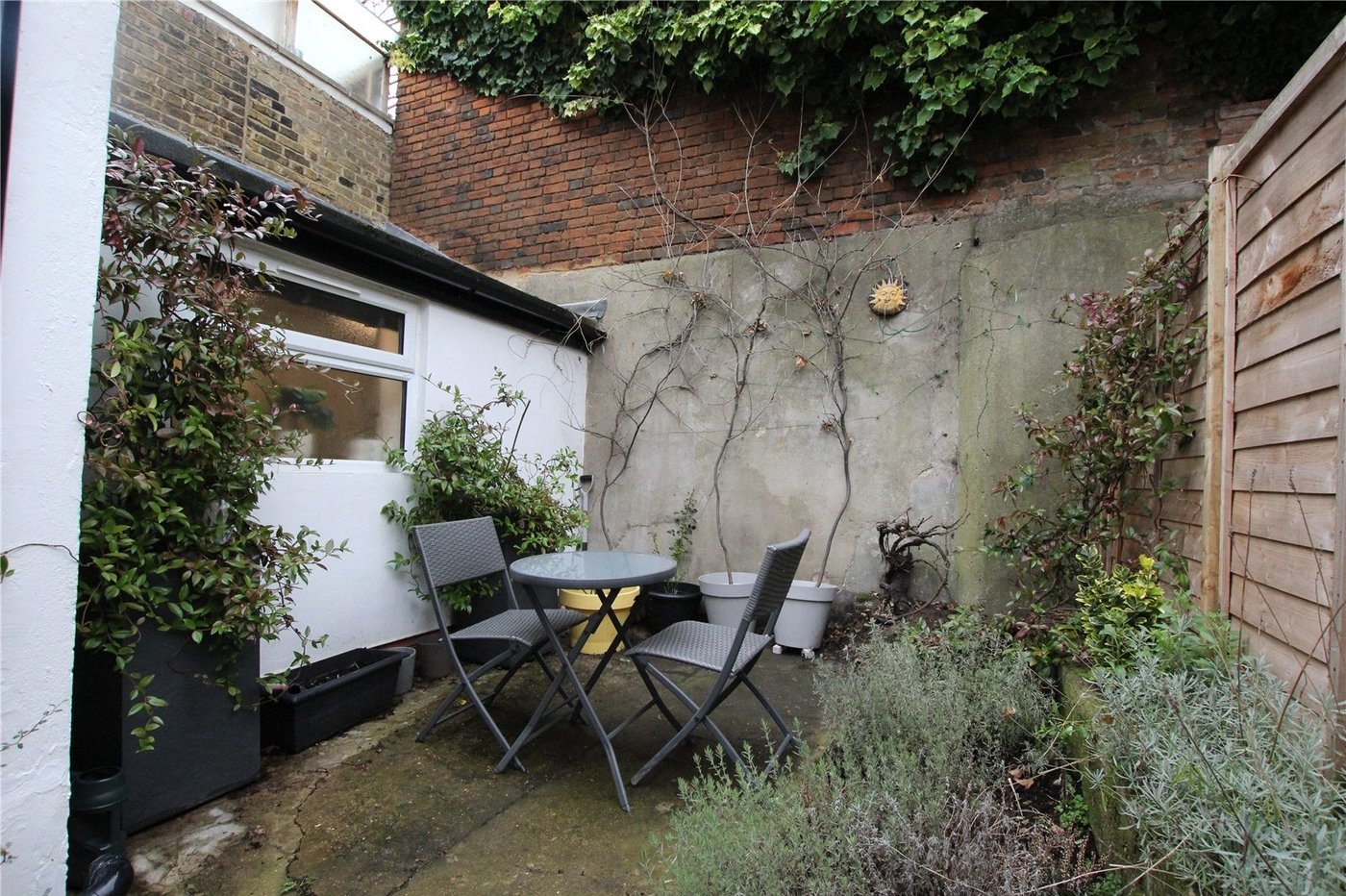 3 bedroom house for sale in Woolwich | Robinson Jackson