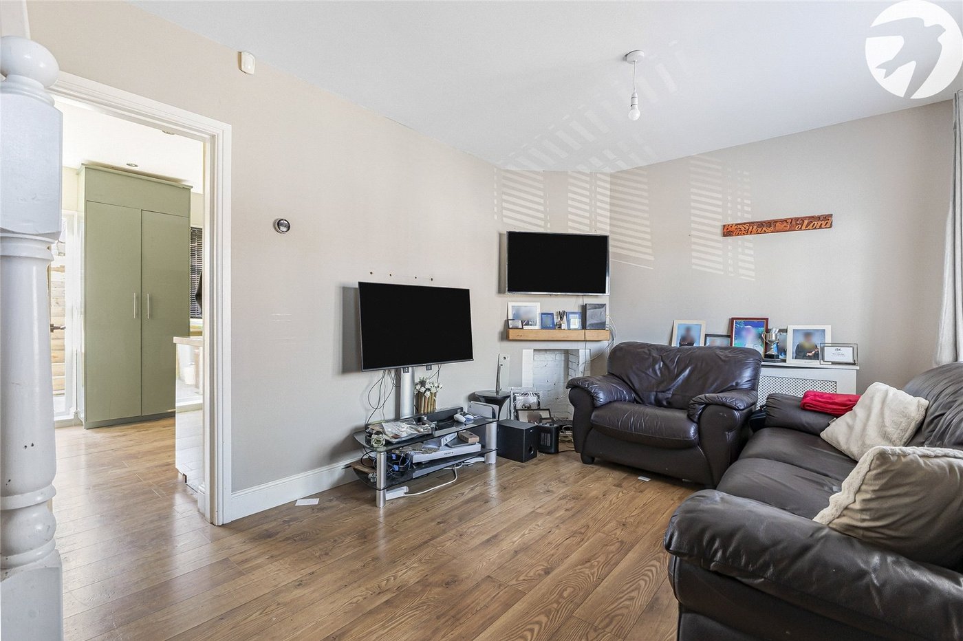 3 bedroom house for sale in Rochester | Robinson Michael & Jackson