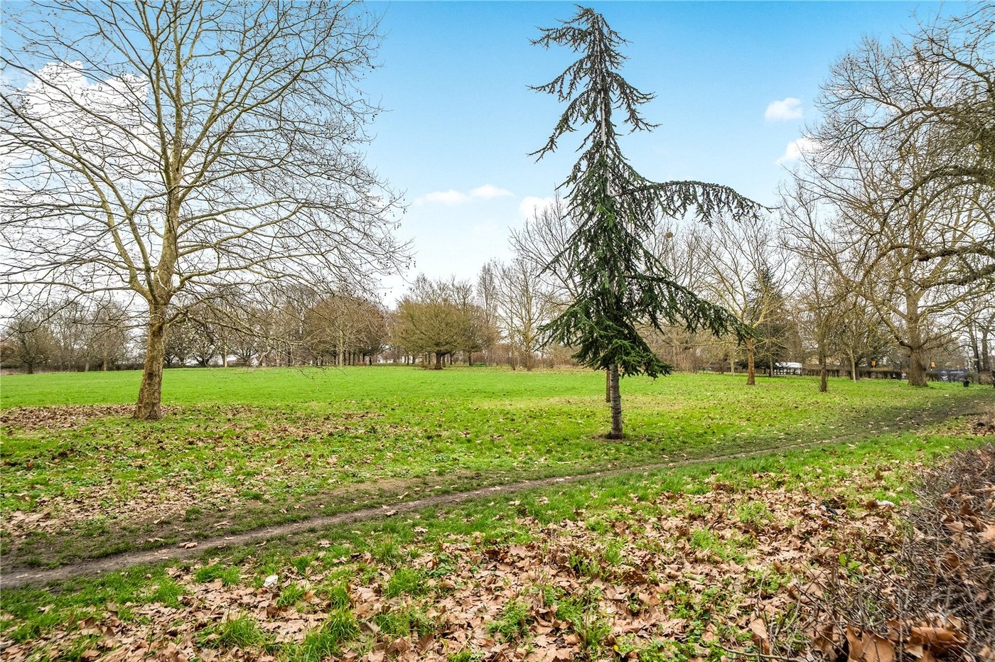 2 bedroom property for sale in West Norwood | Robinson Jackson